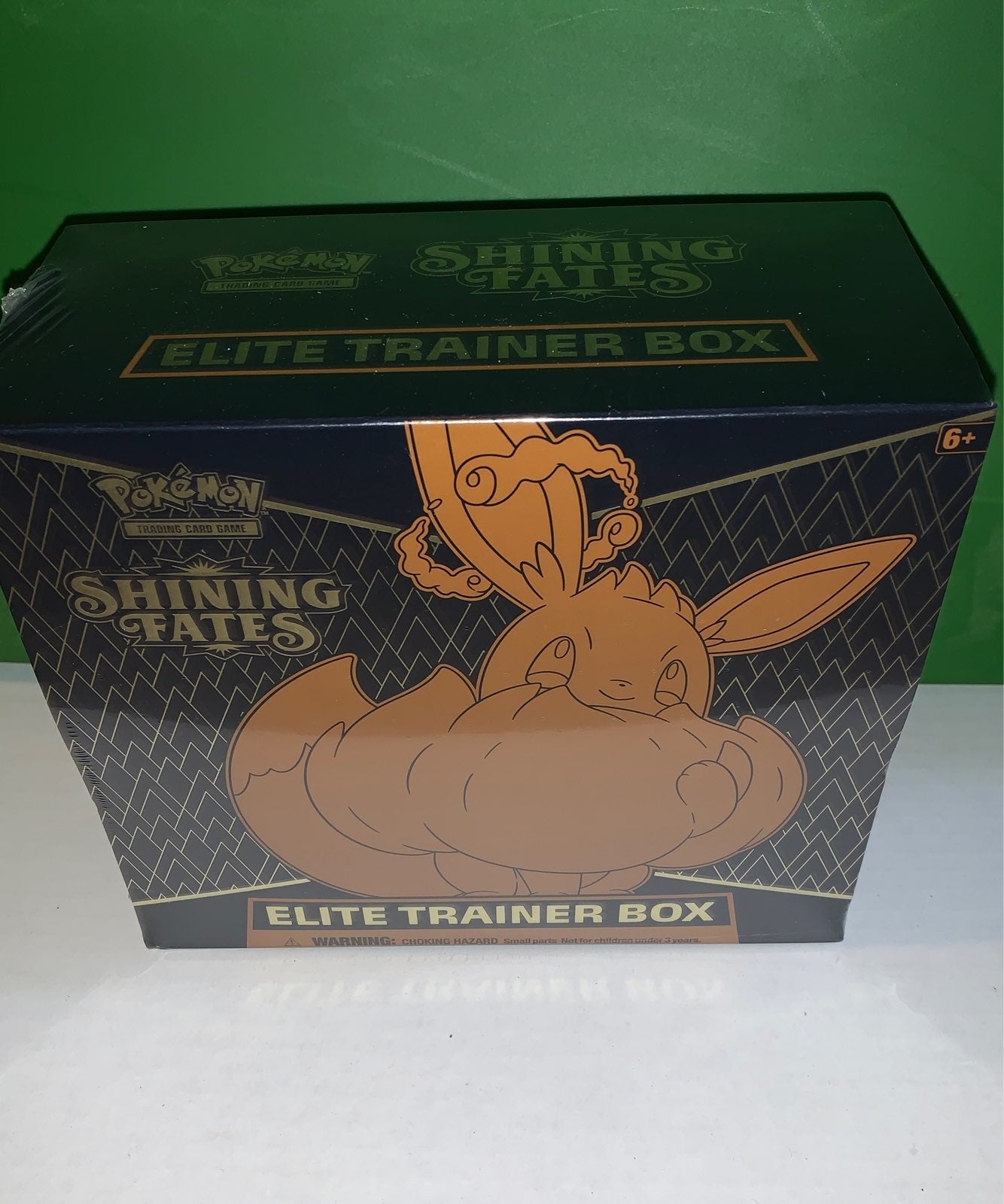 Pokemon Shining Fates Elite Trainer Box