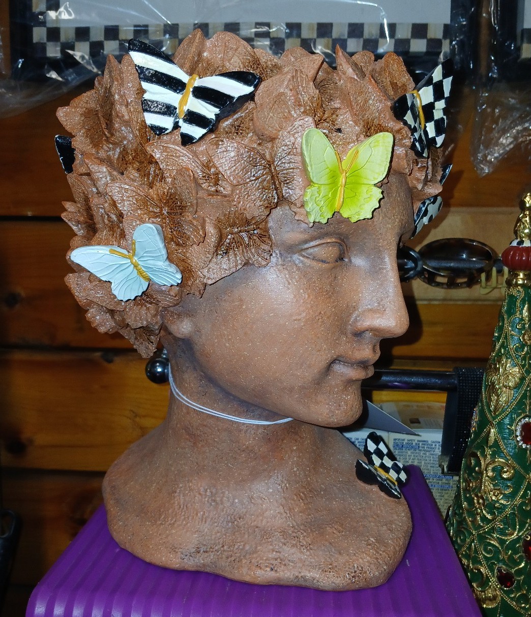 New Mackenzie-childs Persephone bust small