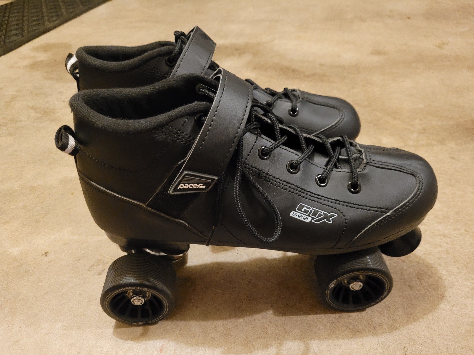 Pacer GTX500 Roller skates