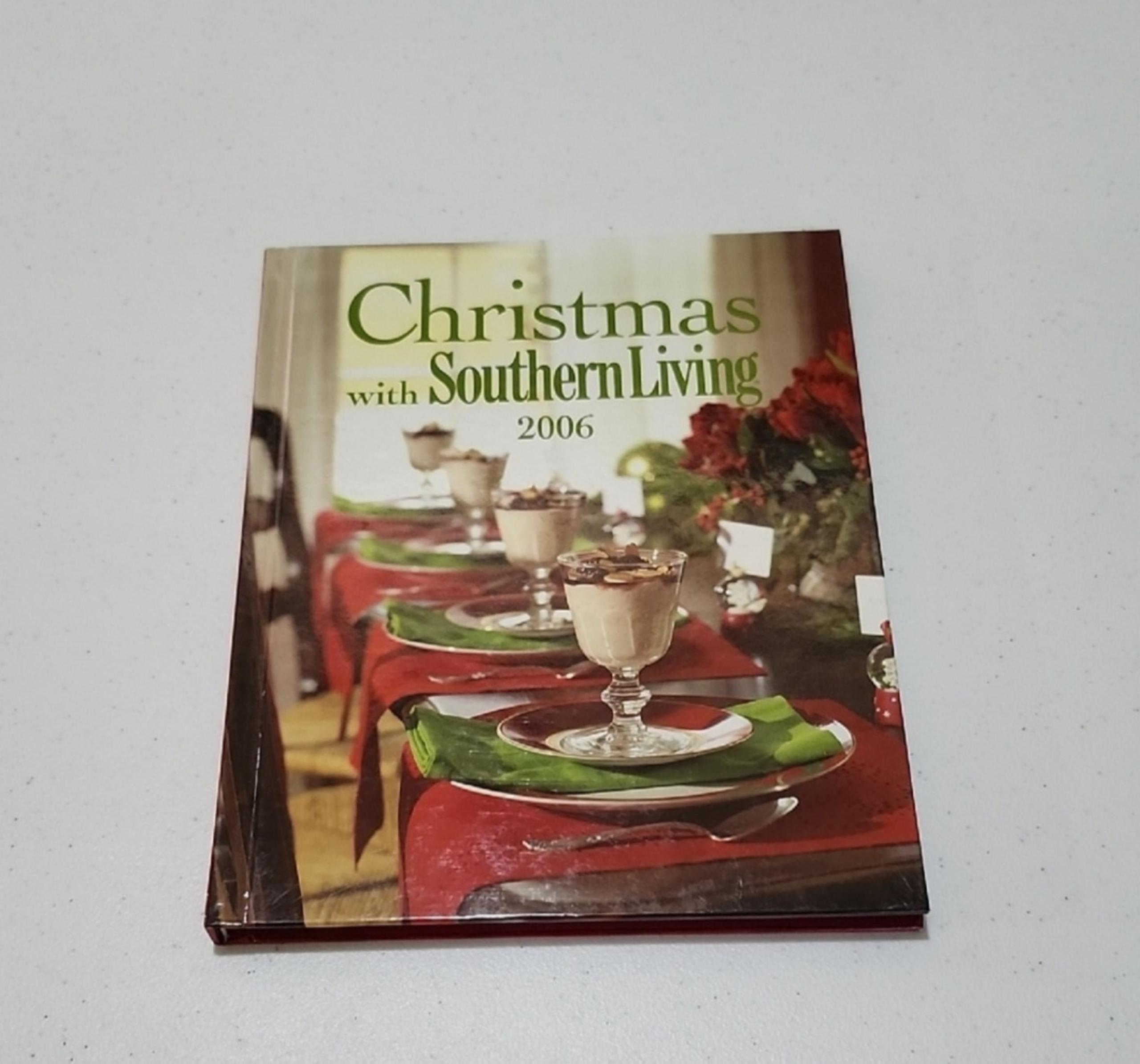 CHRISTMAS with SOUTHERN LIVING 2006 BOOK