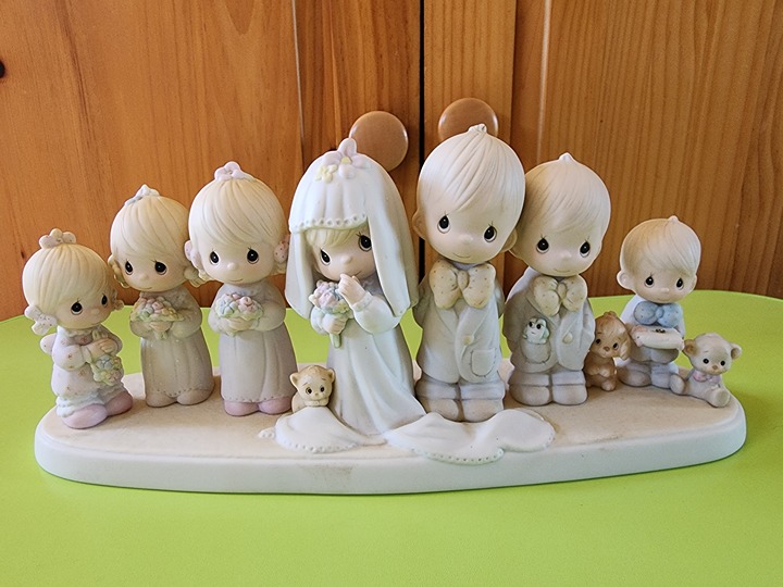 Precious Moments Wedding Party Figure