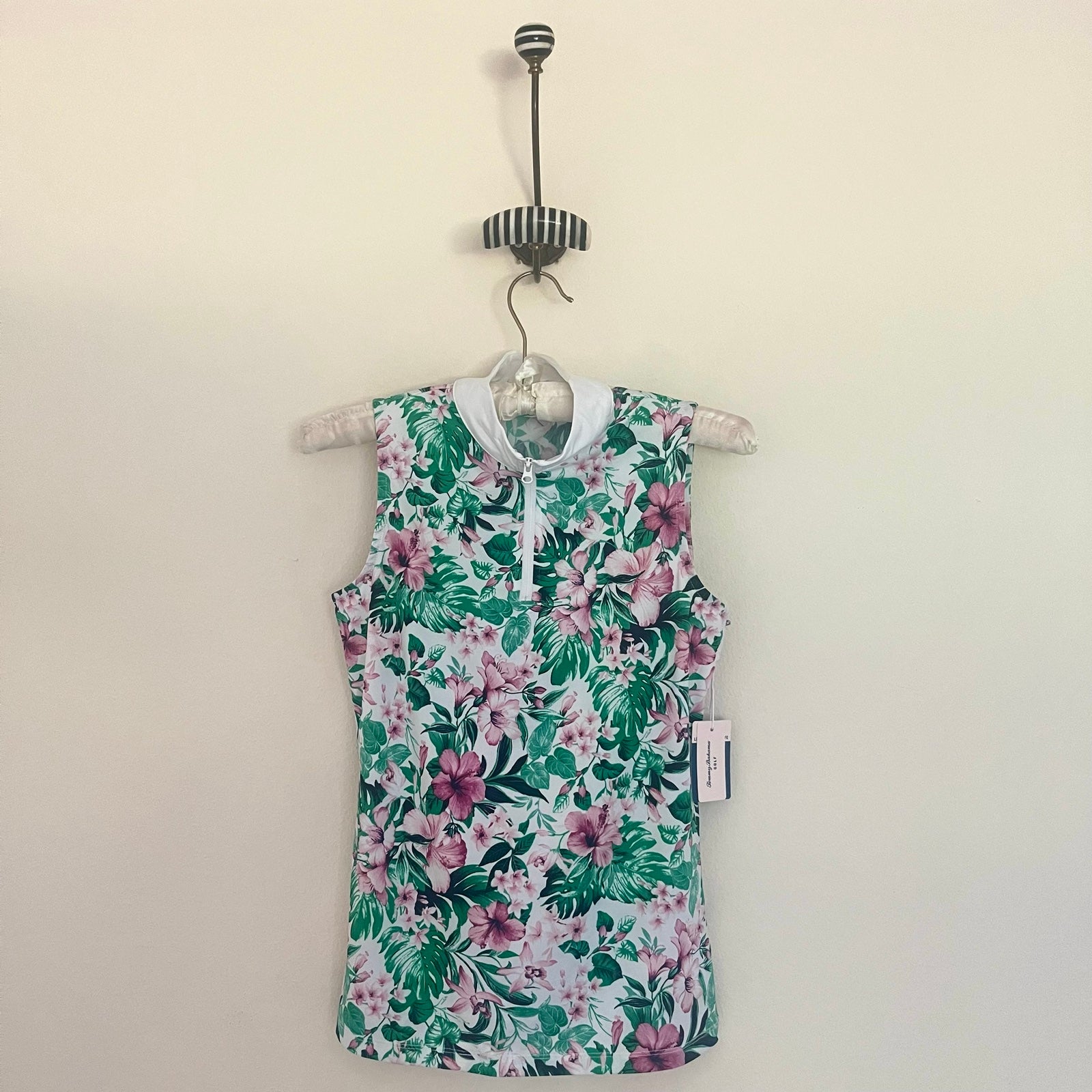 NWT Tommy Bahama Aubrey IslandZone® Sleeveless Top