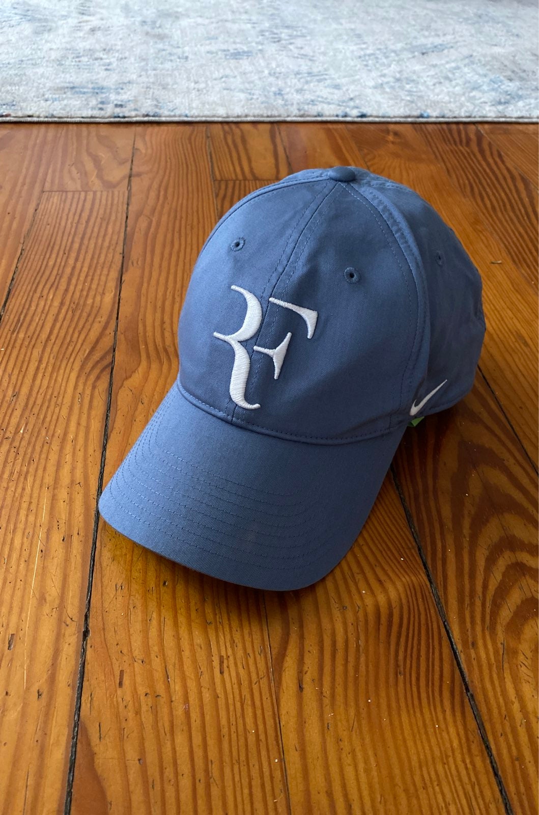 RARE like-new Nike RF tennis hat