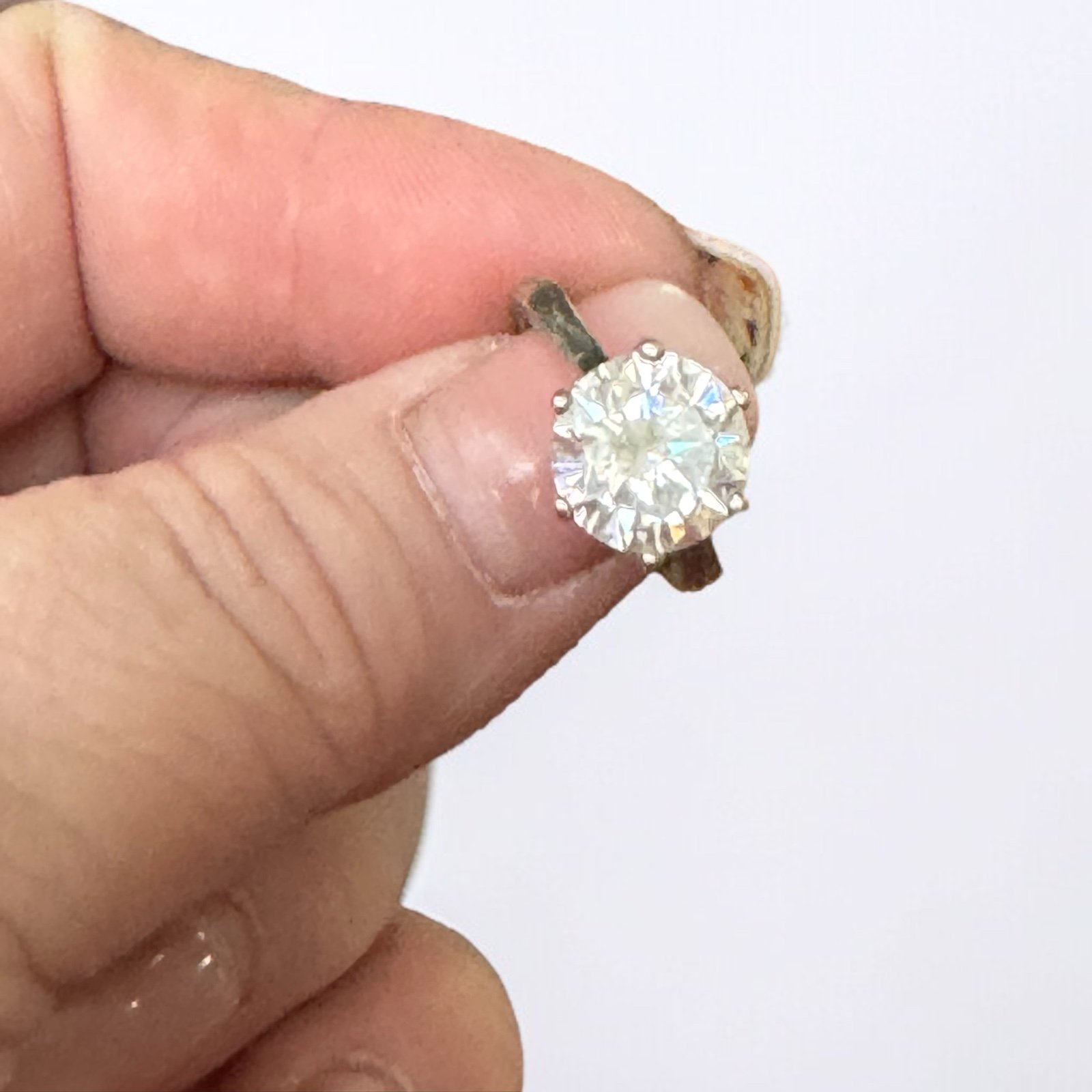 Platinum setting moissanite diamond size 5 2ctw