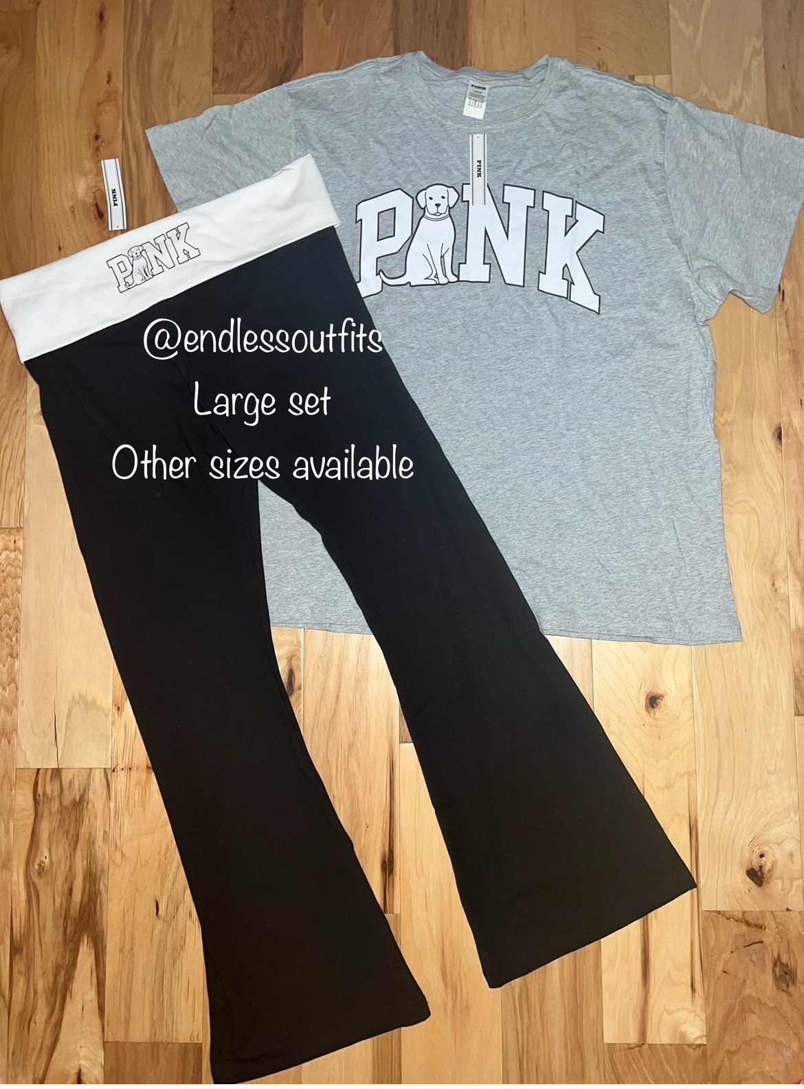 VS PINK LIMITED EDITION GREY DOG TEE & BLACK DOG LOGO FLARE LEGGINGS SIZE LARGE