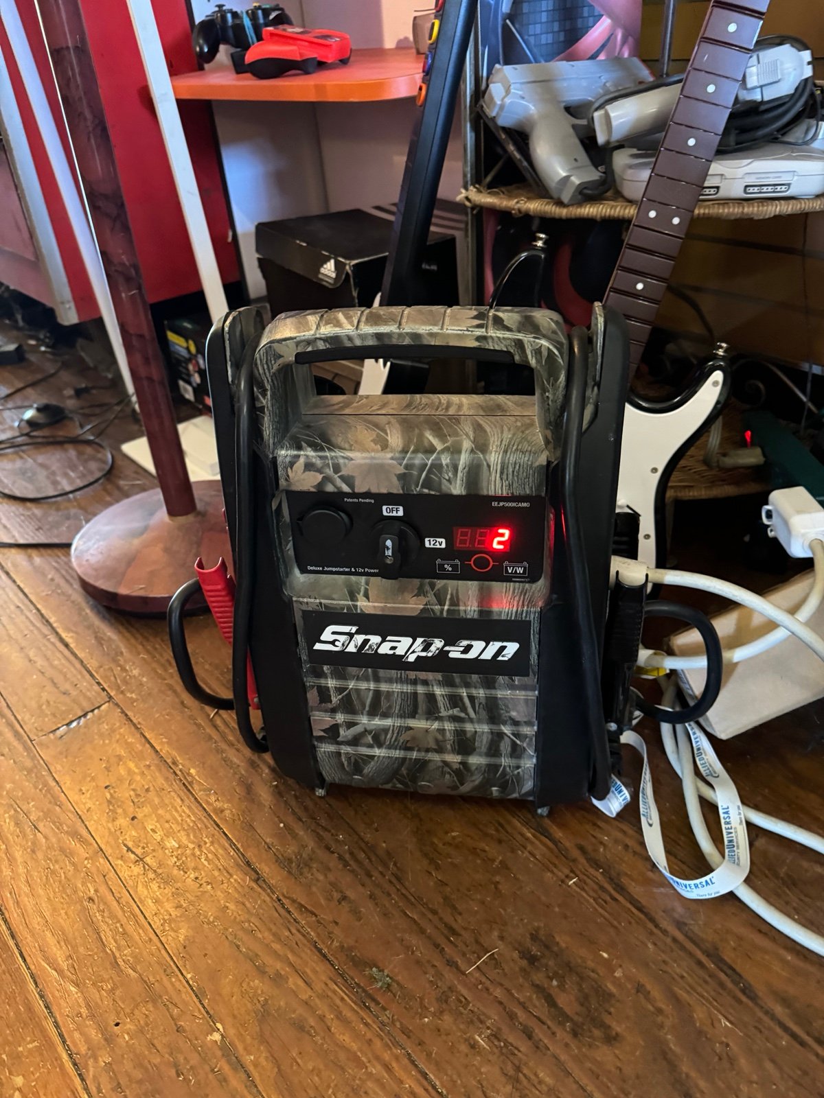 Snapon eejp500 battery booster pack!