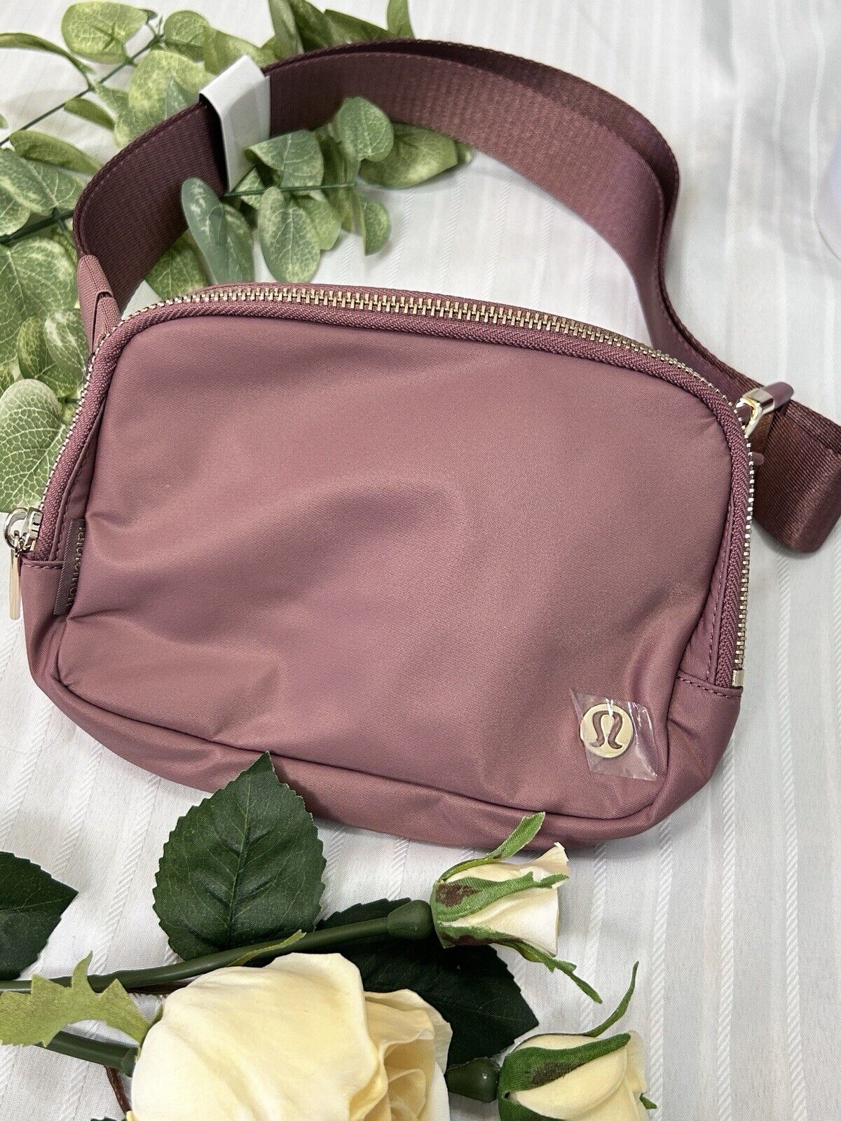 NWT Lululemon Everywhere Belt Bag 1L (7.5”x2”x5”) SCHI