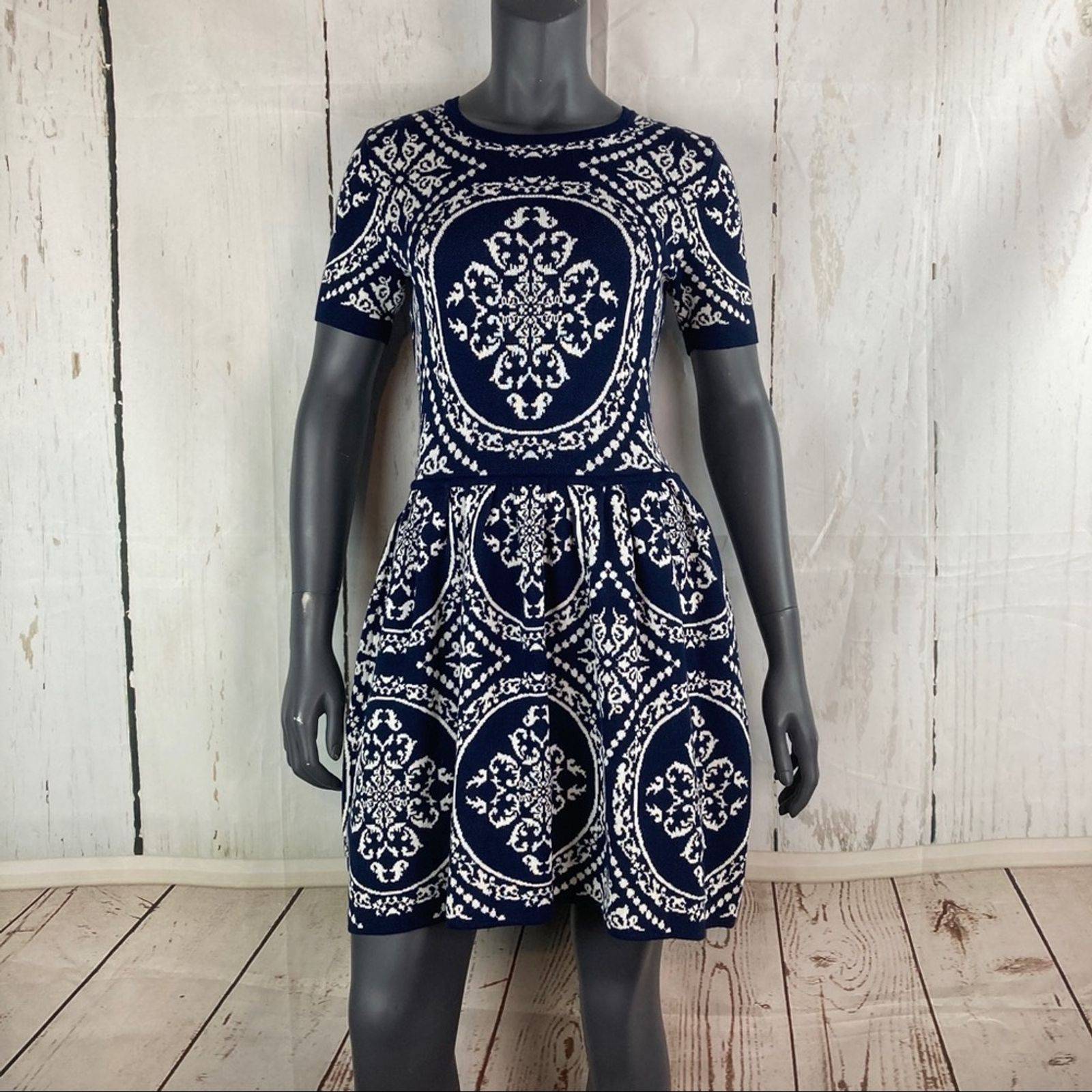 Romeo+Juliet Fit & Flare sweater dress