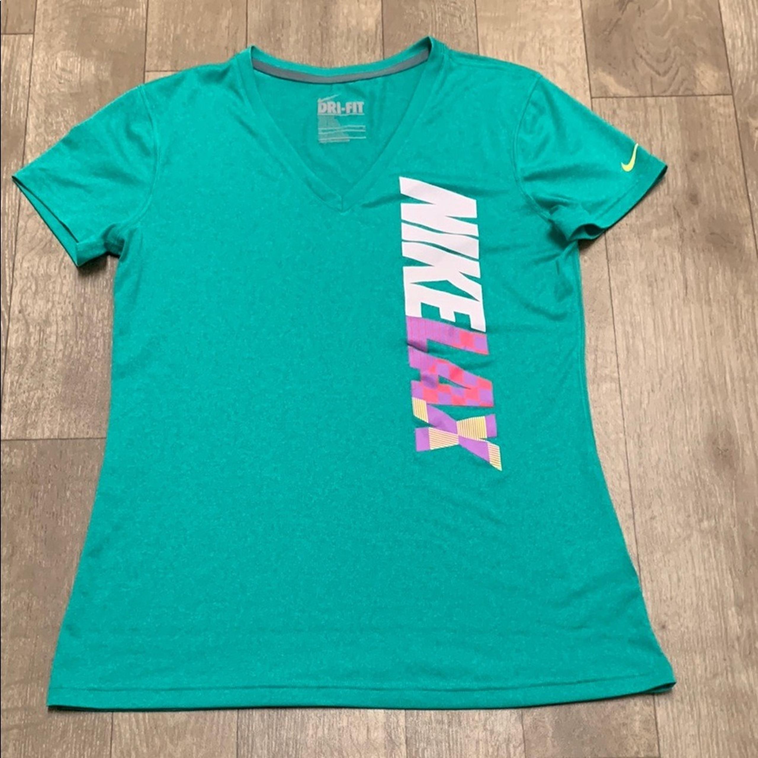 Womens Nike LAX Dri Fit V-Neck Athletic Active Performance T-Shirt