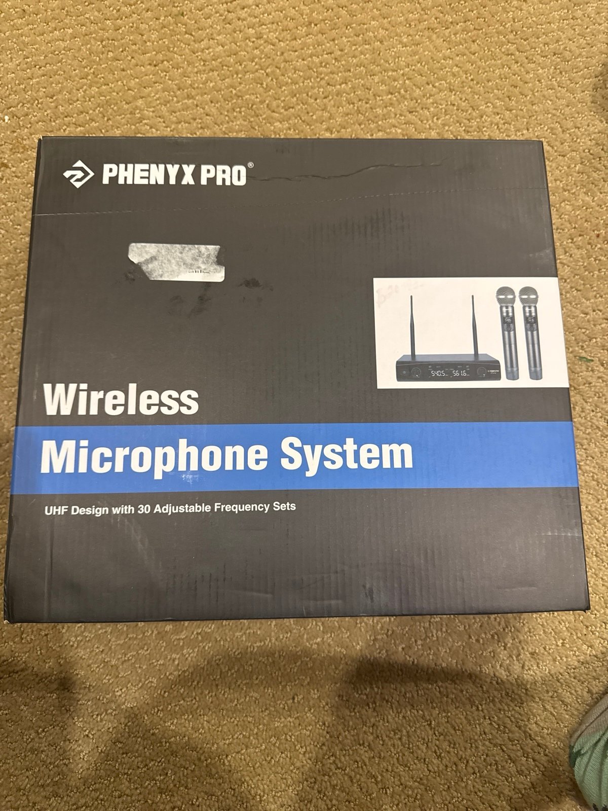 New Phenyx Pro new Wireless Microphone System pheny x uhf design