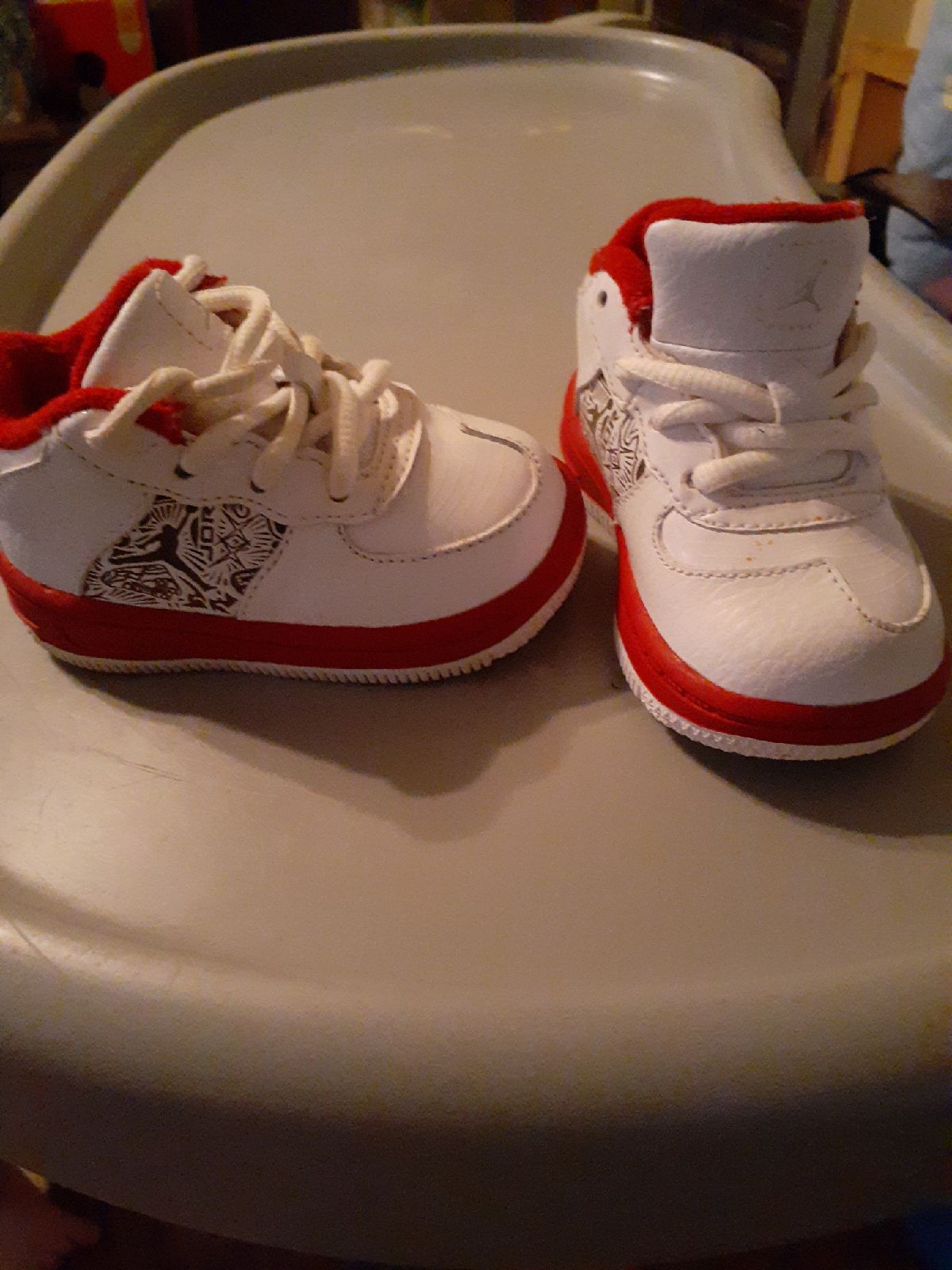 Nike Jordan's Retro infants 5c