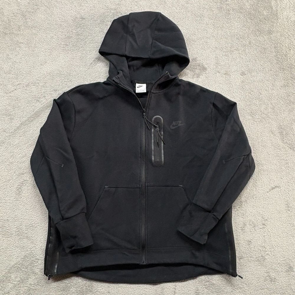 Nike Hoodie Women Medium Black Sportswear Tech Fleece Full Zip Sweater DD5624