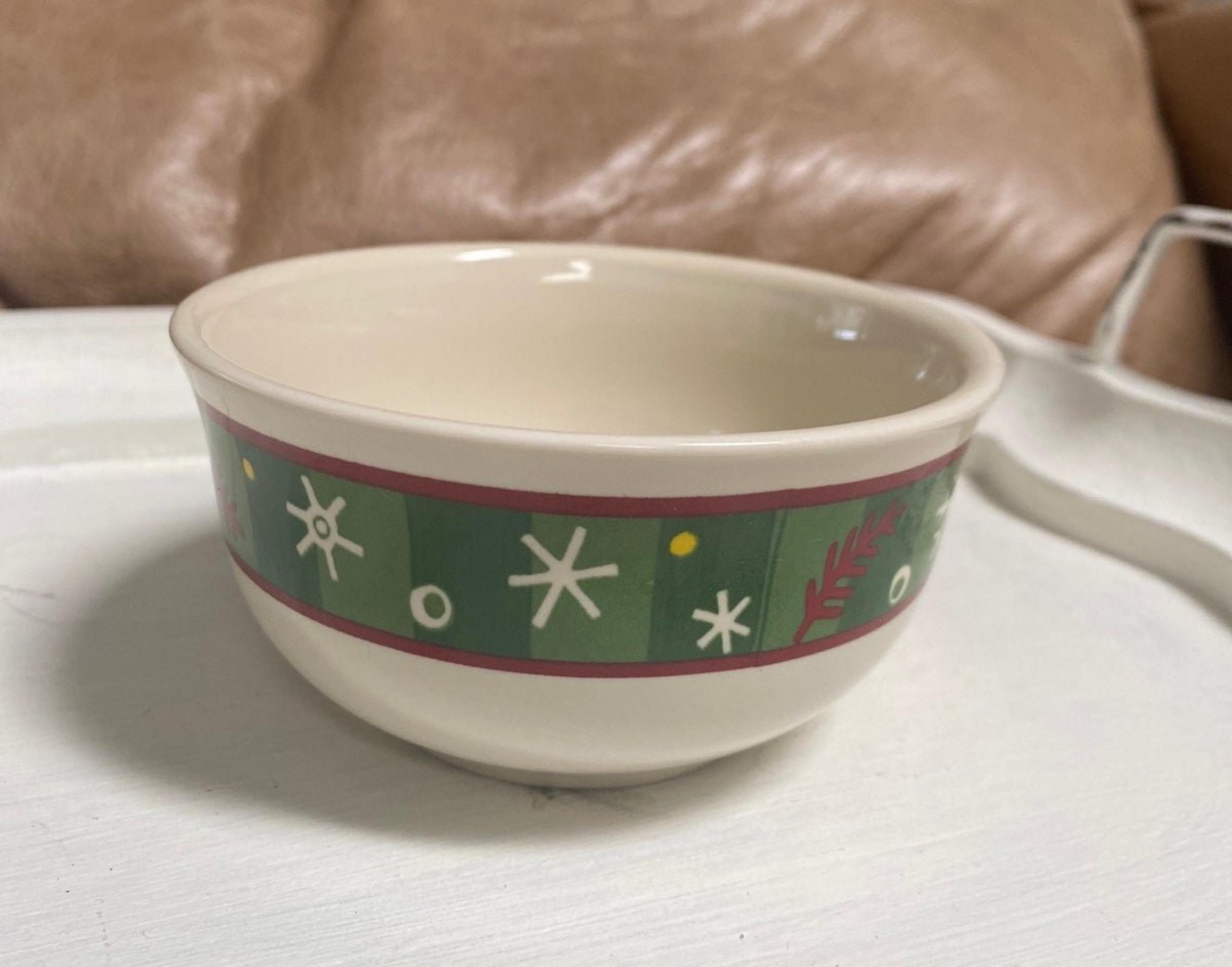 Longaberger Christmas Snowflake Dessert/ Dip bowl