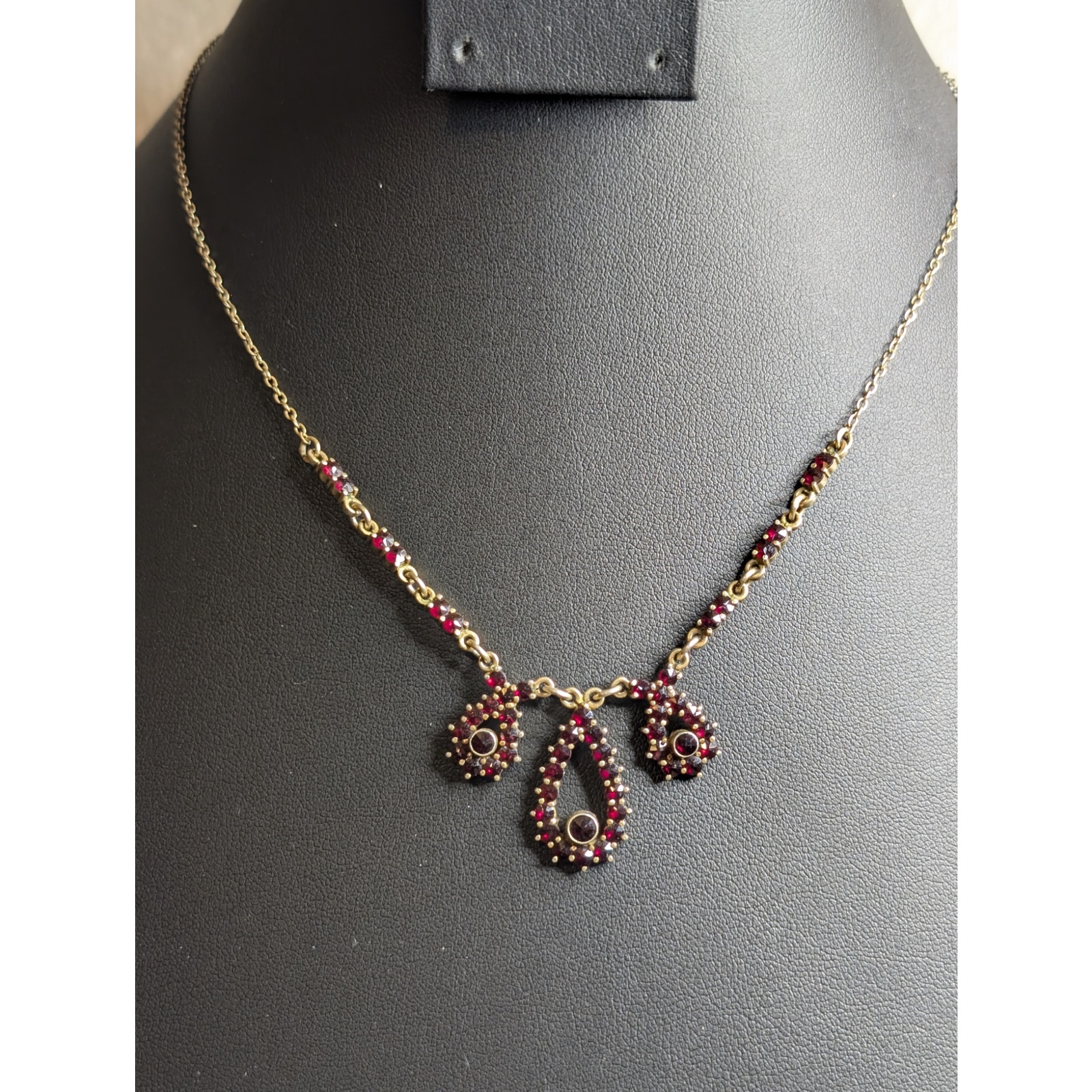 Antique Bohemian Garnet Marked G2 W/ Hare 900 Gilded 16.5 Necklace