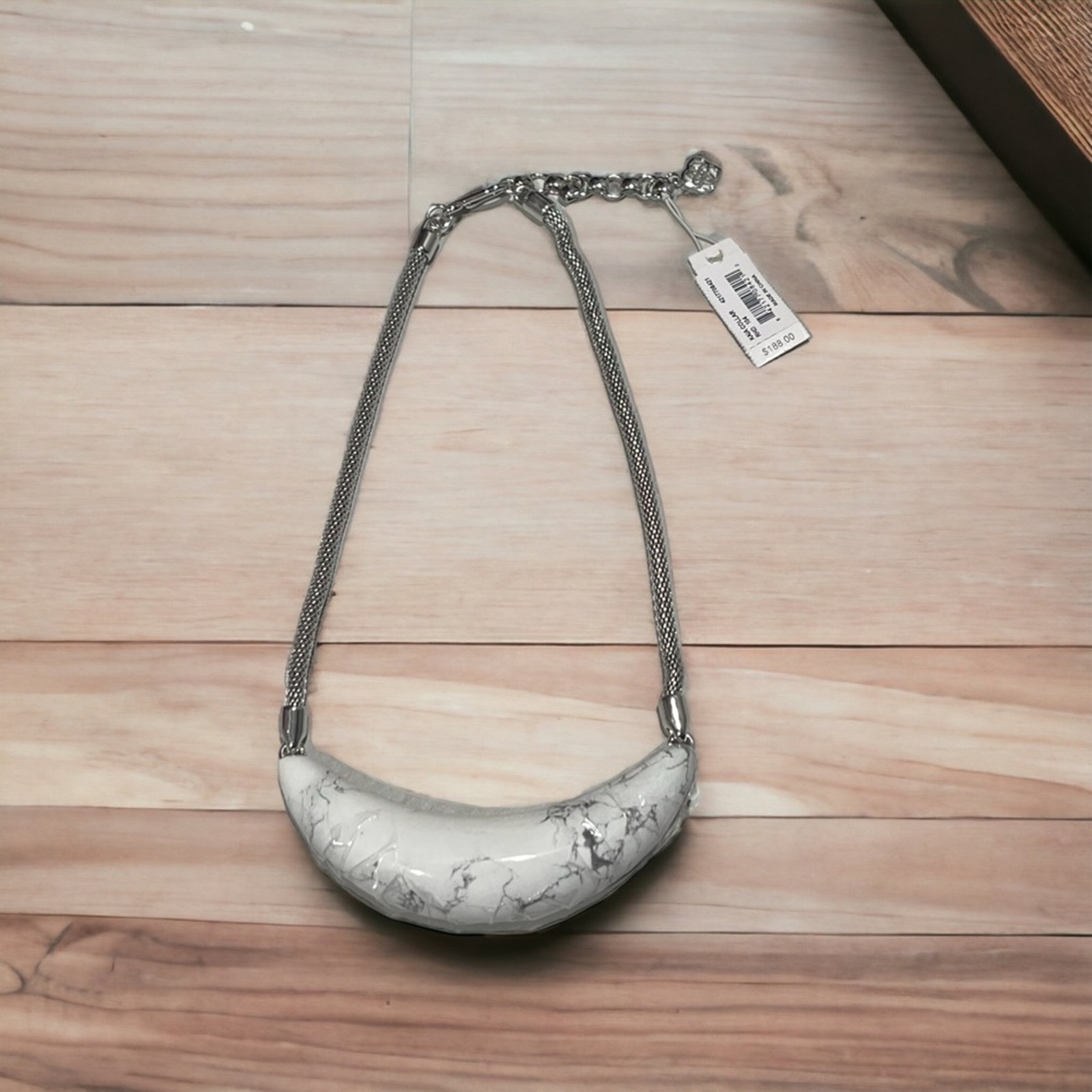 NWT! Kendra Scott Kaia Collar Silver Necklace (MSRP 188)