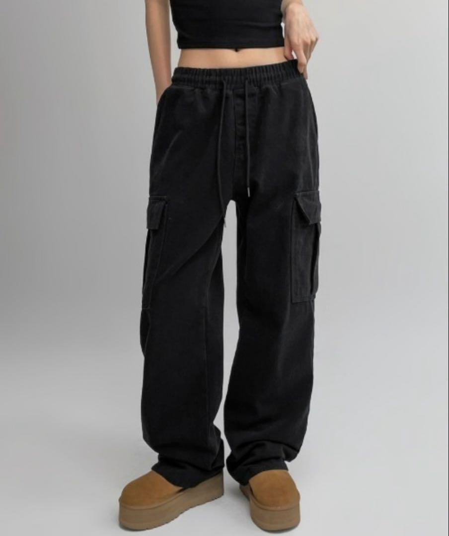 ## 【BLACKUP】MADE Cliff Cotton Wide Cargo Pants