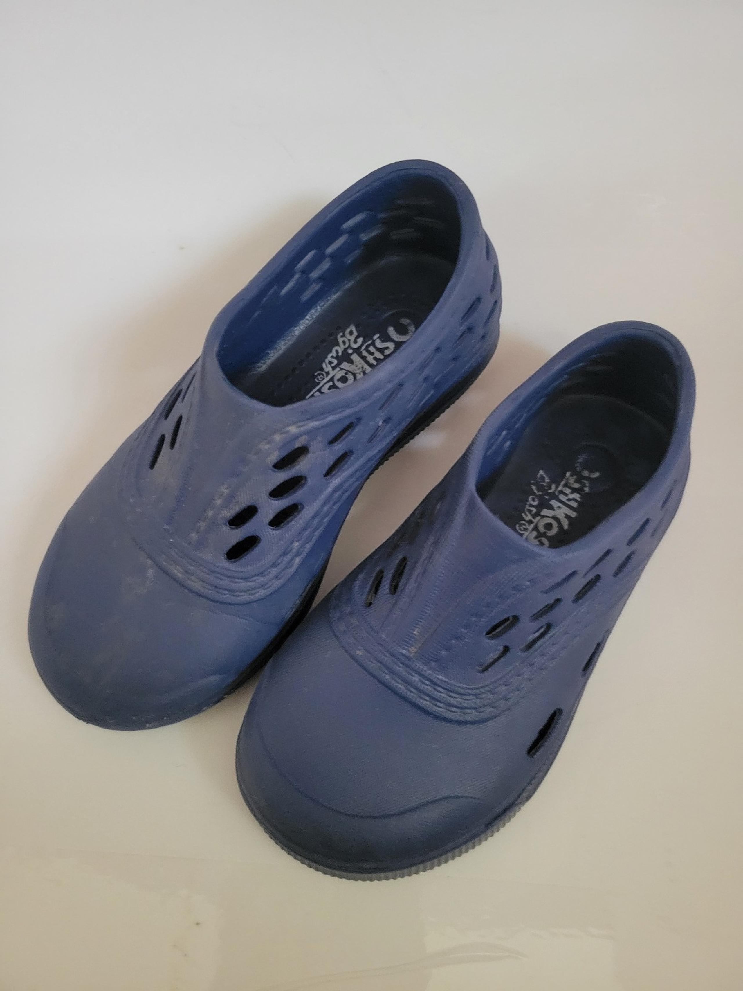 OshKosh B'Gosh Toddler Boys Raye Sport Sandal Size 6  Blue
Water Shoe
