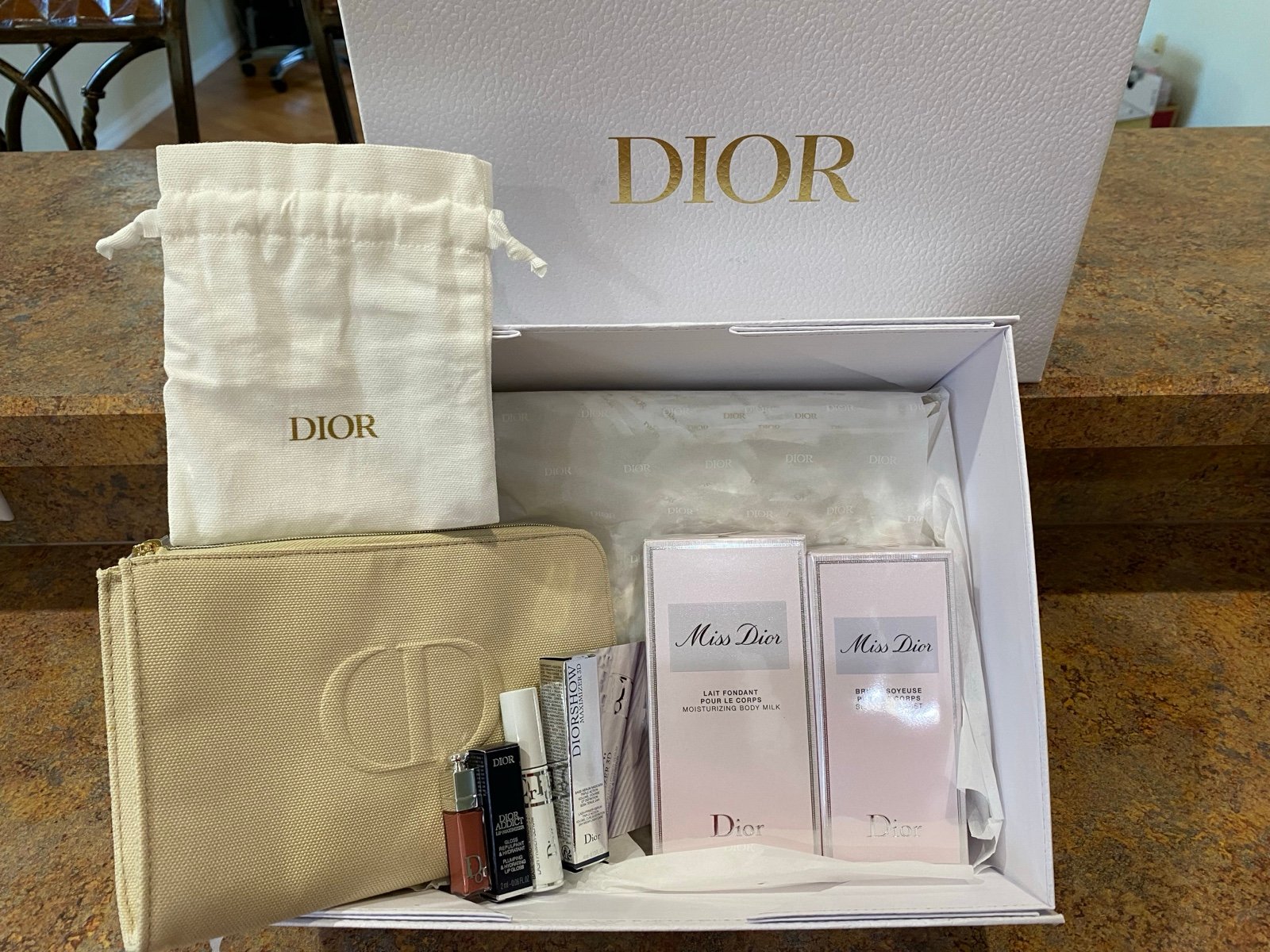 New women’s Miss Dior body milk, body mist, bag lipstick, serum bundle