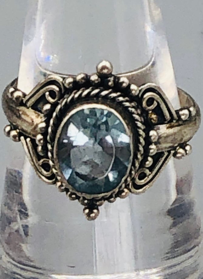 Beautiful Vintage BLUE TOPAZ Silver 925 Stamped
