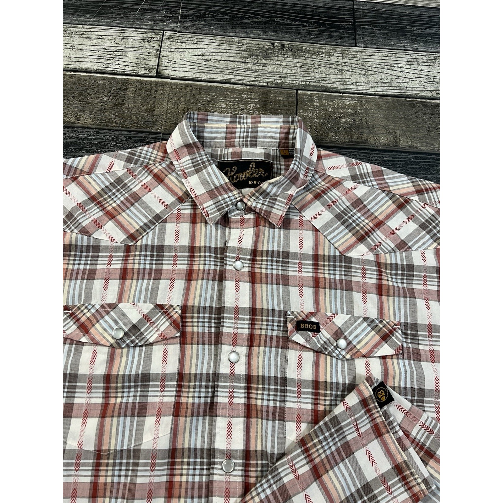 Howler Bros Western Shirt Mens L Plaid Pearl Snap Short Sleeve