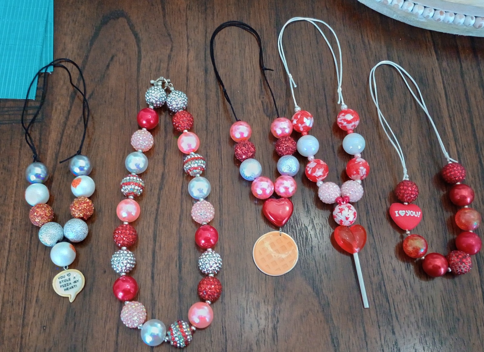 Vday Bubble Necklaces ( READ ALL INFO )