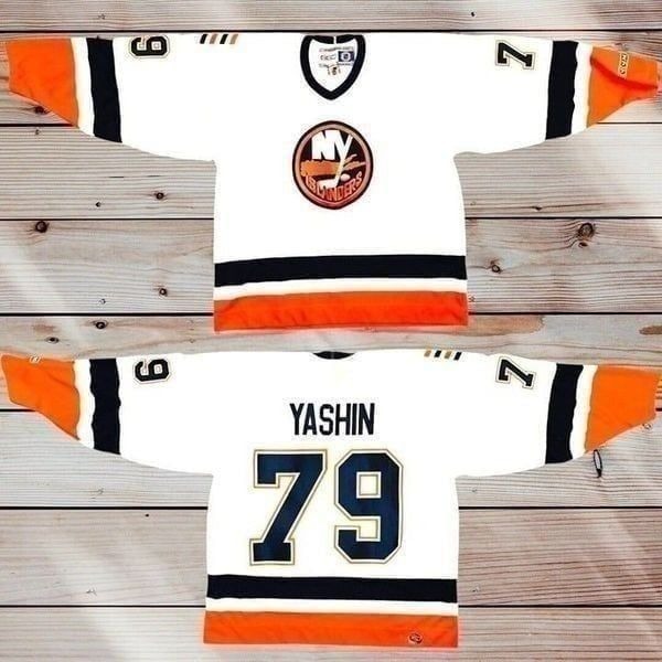 N2* Authentic Vintage ALEXEI YASHIN New York Islanders Hockey Jersey CCM XL Mens