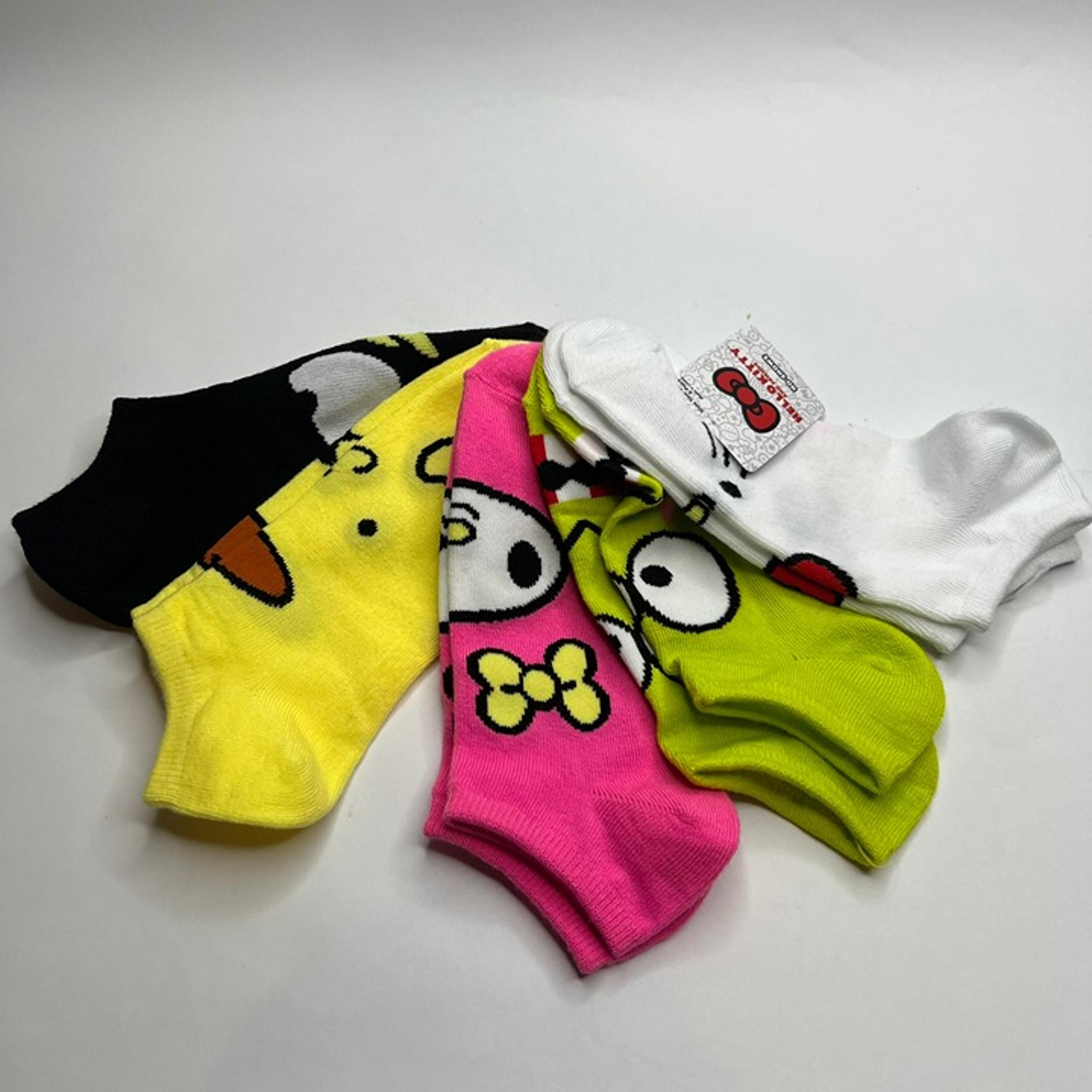 Sanrio Hello kitty and Friends No Show Socks (5 PAIRS)