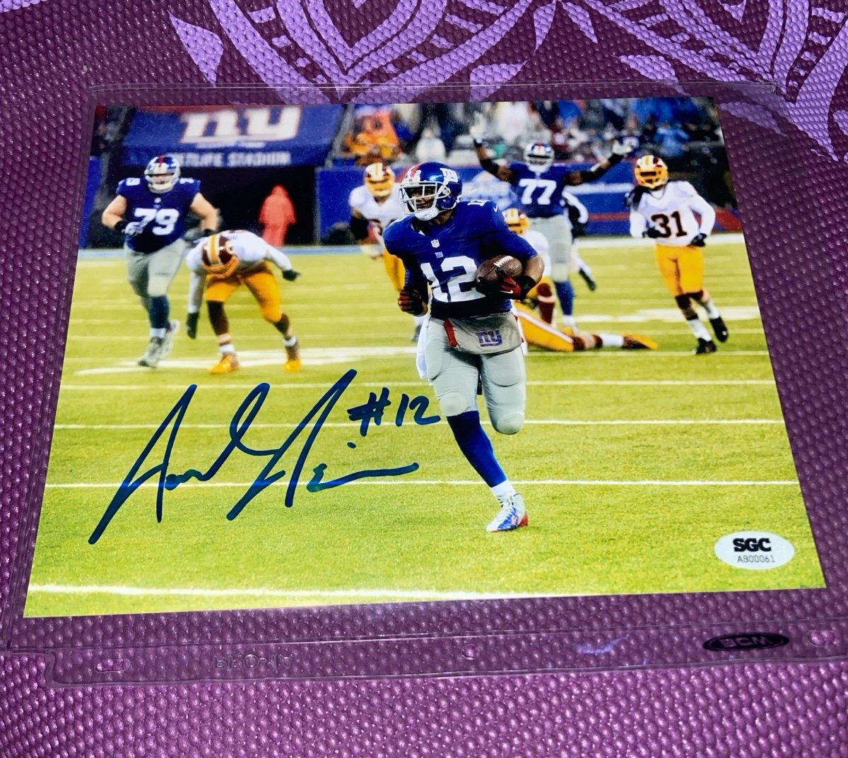 Autographed Football Photo 8 X 10 New York Giants
