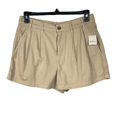 Free People SZ 8 Billie Chino Shorts Hi-Rise Pleated Pockets Zip-Fly Almond Milk