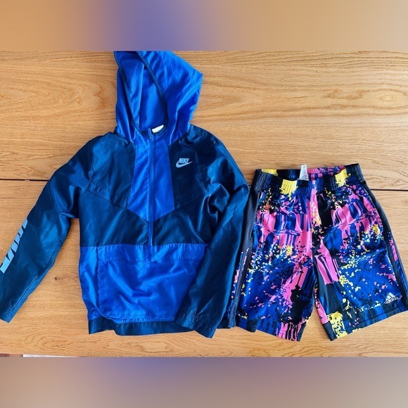 Adidas & Nike BUNDLE Boys Basketball Shorts & Nike Hooded Windbreaker Boys Large