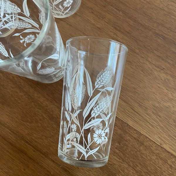 Continental Can White Wheat & Bachelor Button Iced Tea Glasses (Set of 6)