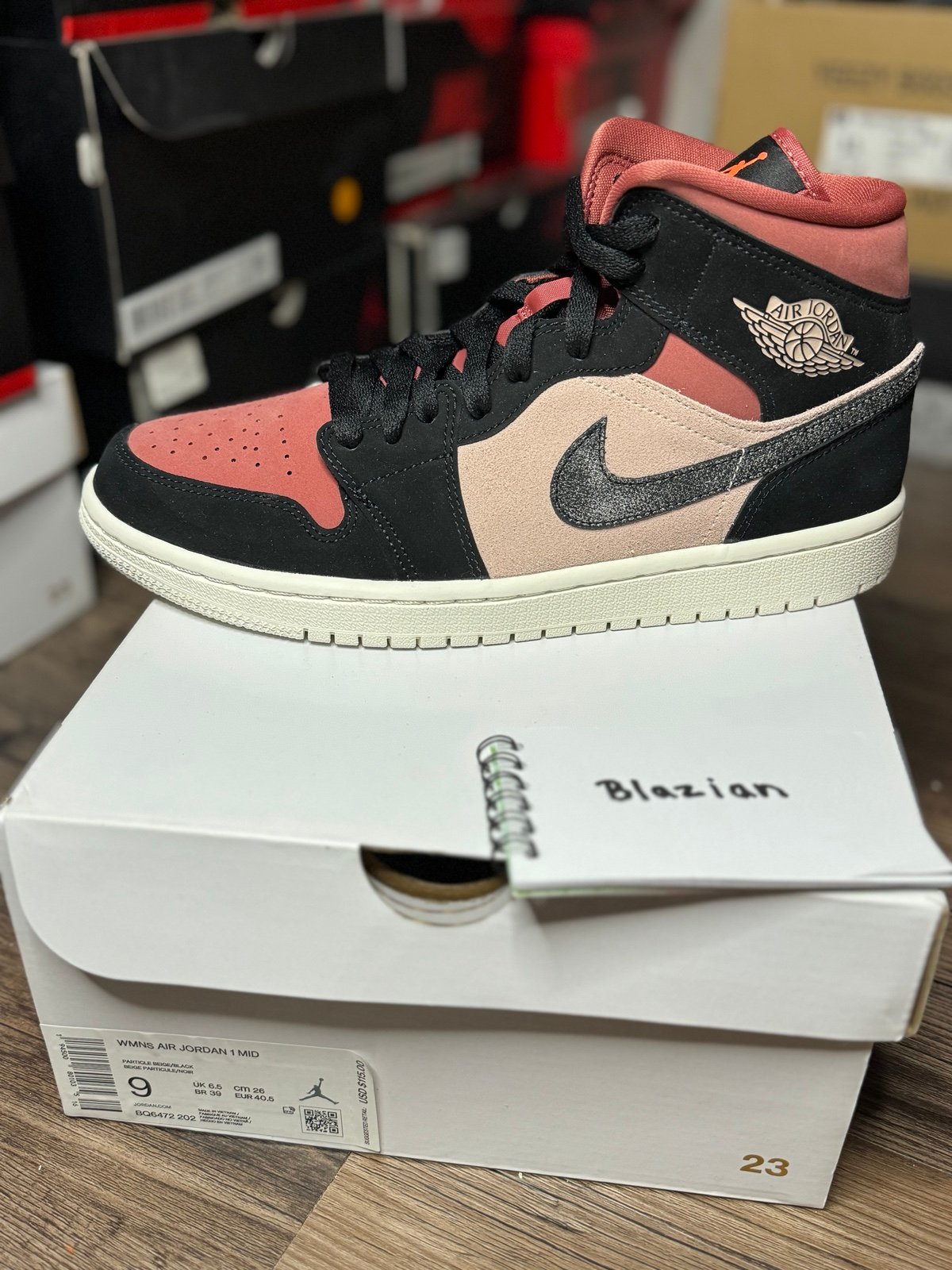 Air jordan mid 1 canyon rust womens size 9