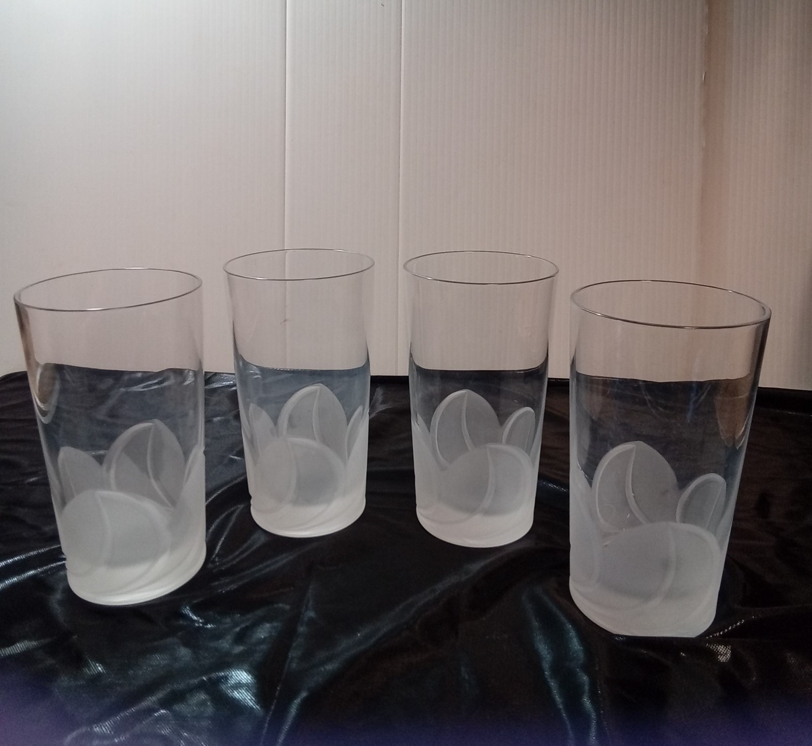 VTG Cristal D'Arques Durand Florence Frosted Petal Highball Drinking Glass Set 4