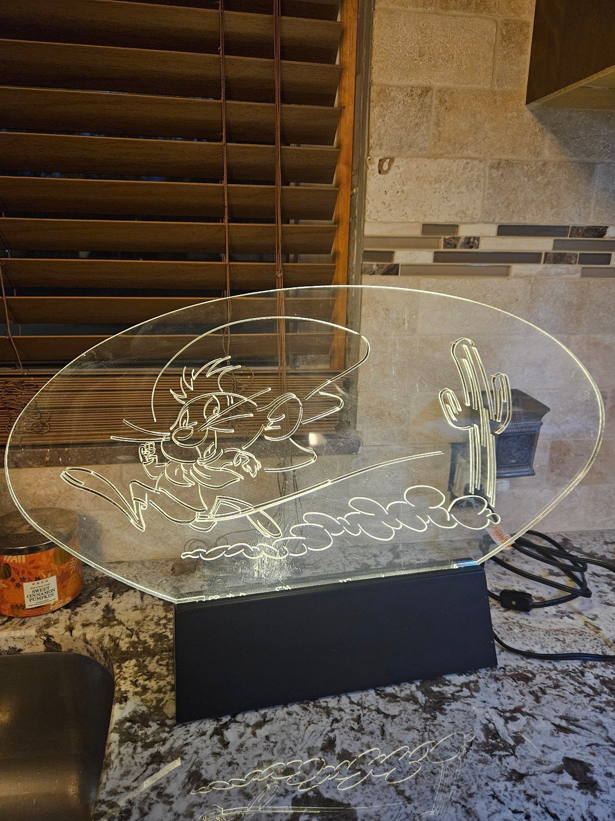 1995 speedy Gonzales light sculpture