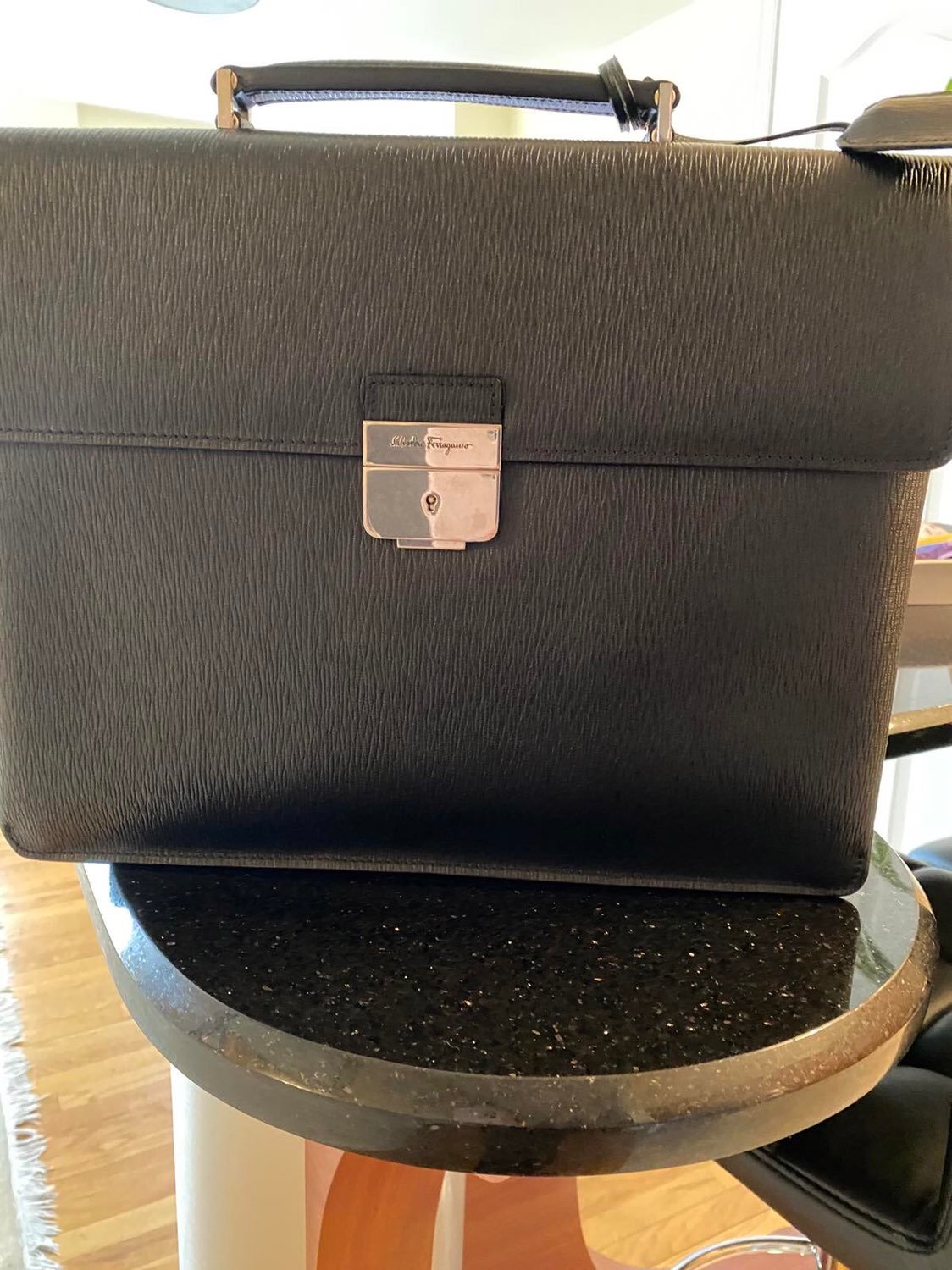 Carry Me To The Office FERRAGAMO