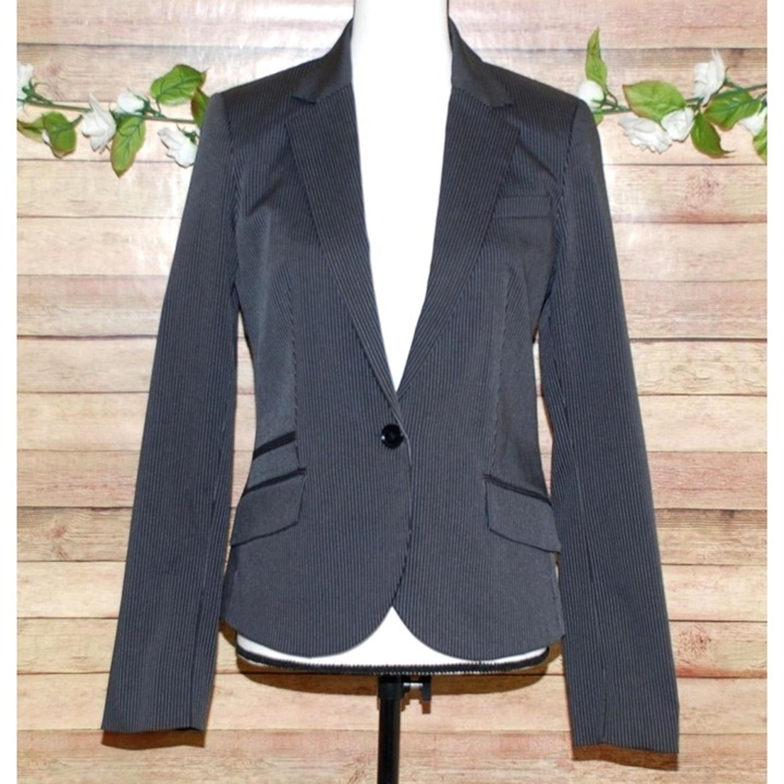 MNG By Mango Black Pinstriped Single Button Modern Blazer Jacket Size 6 Stretch