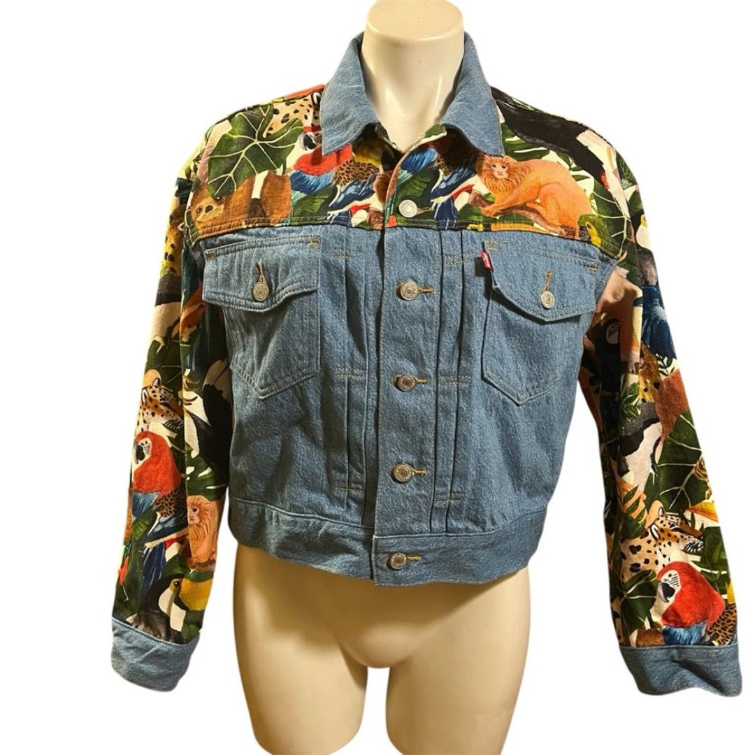 Levi's x Farm Rio Heritage Trucker Jean Jacket wildlife jungle print S