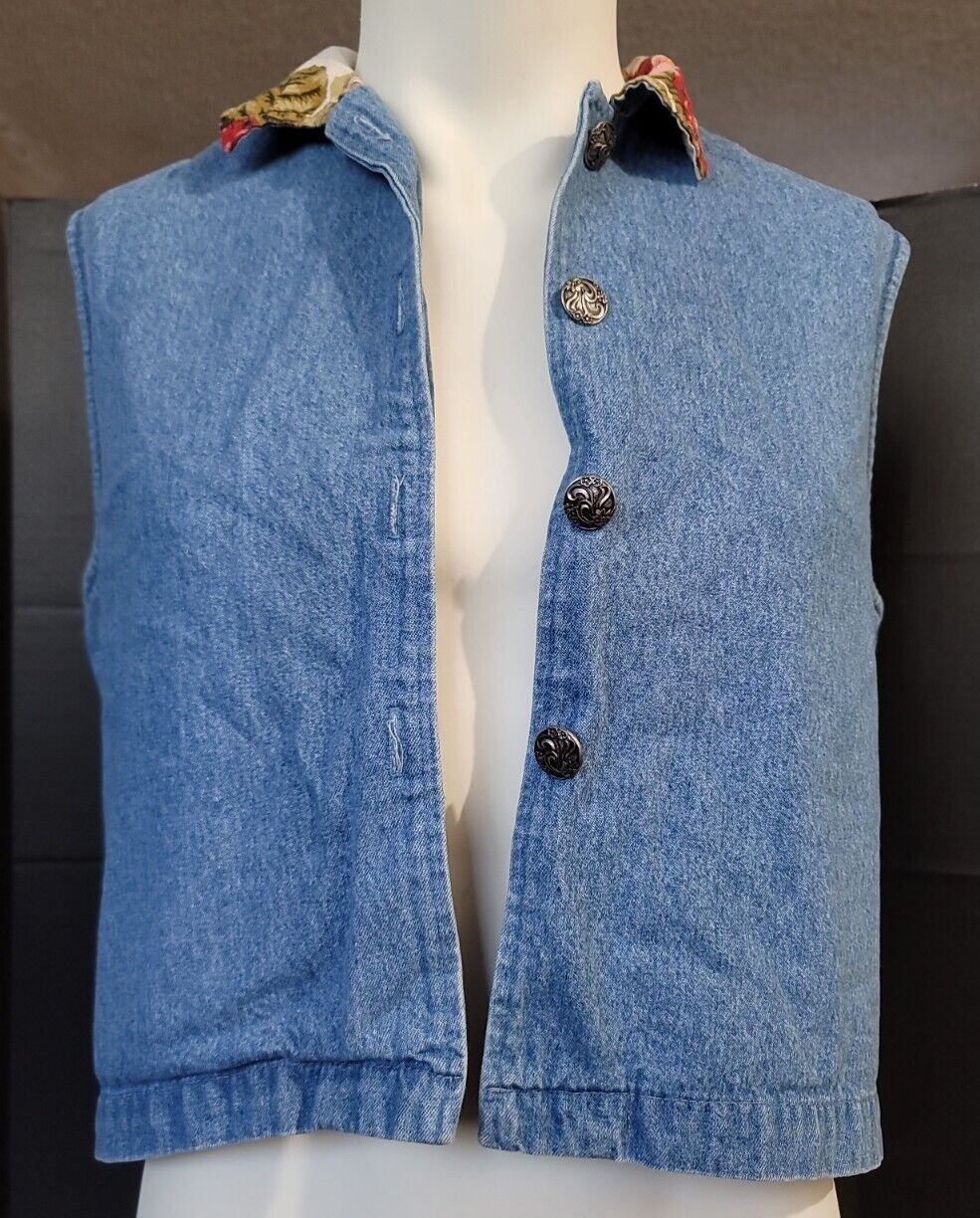 Willow Bend Women's Top Denim Vest M Button Up Jean Floral Vintage Made in USA