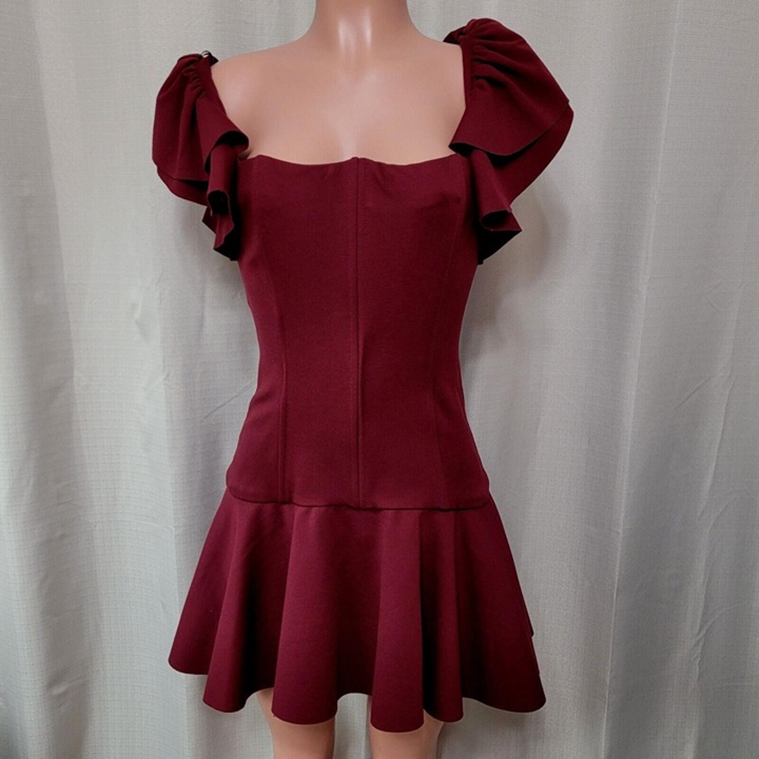 Elliatt Off The Shoulder Dance Dress Women's Size Medium Merlot Wine Red NWT