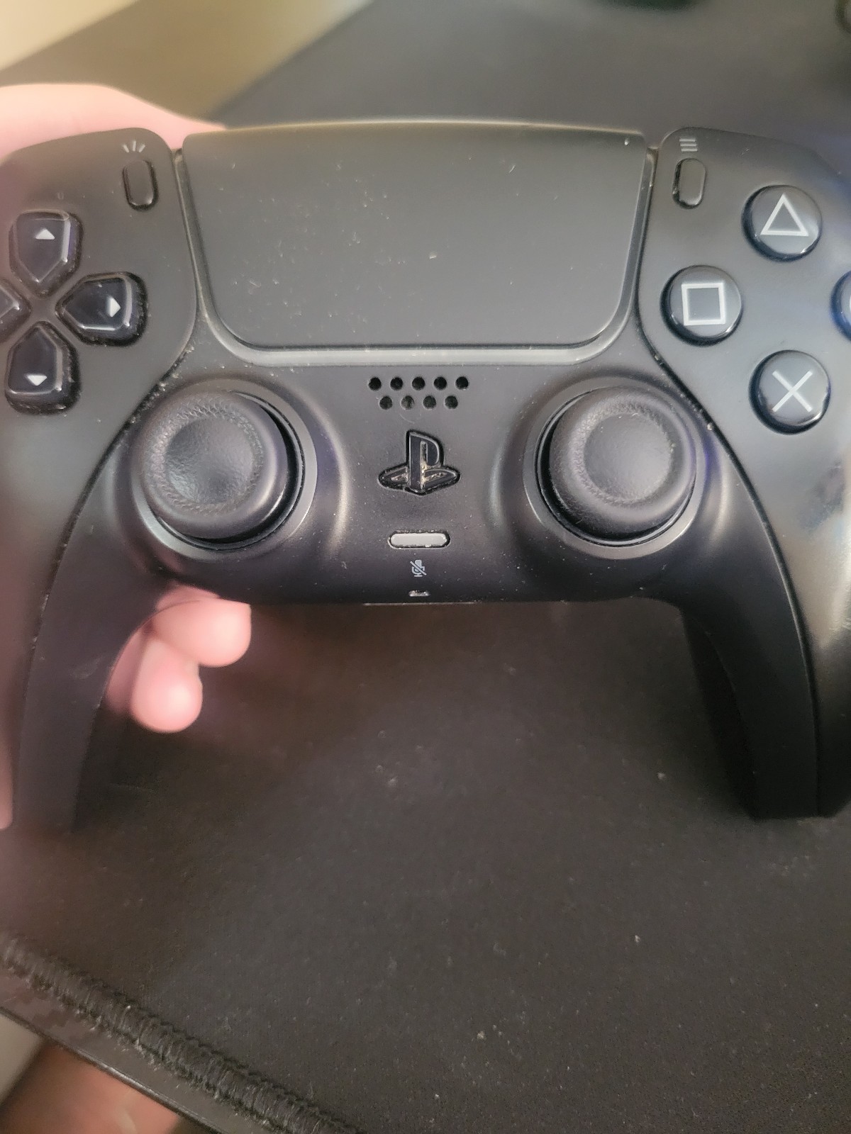 PS5 controller (black working no issue)