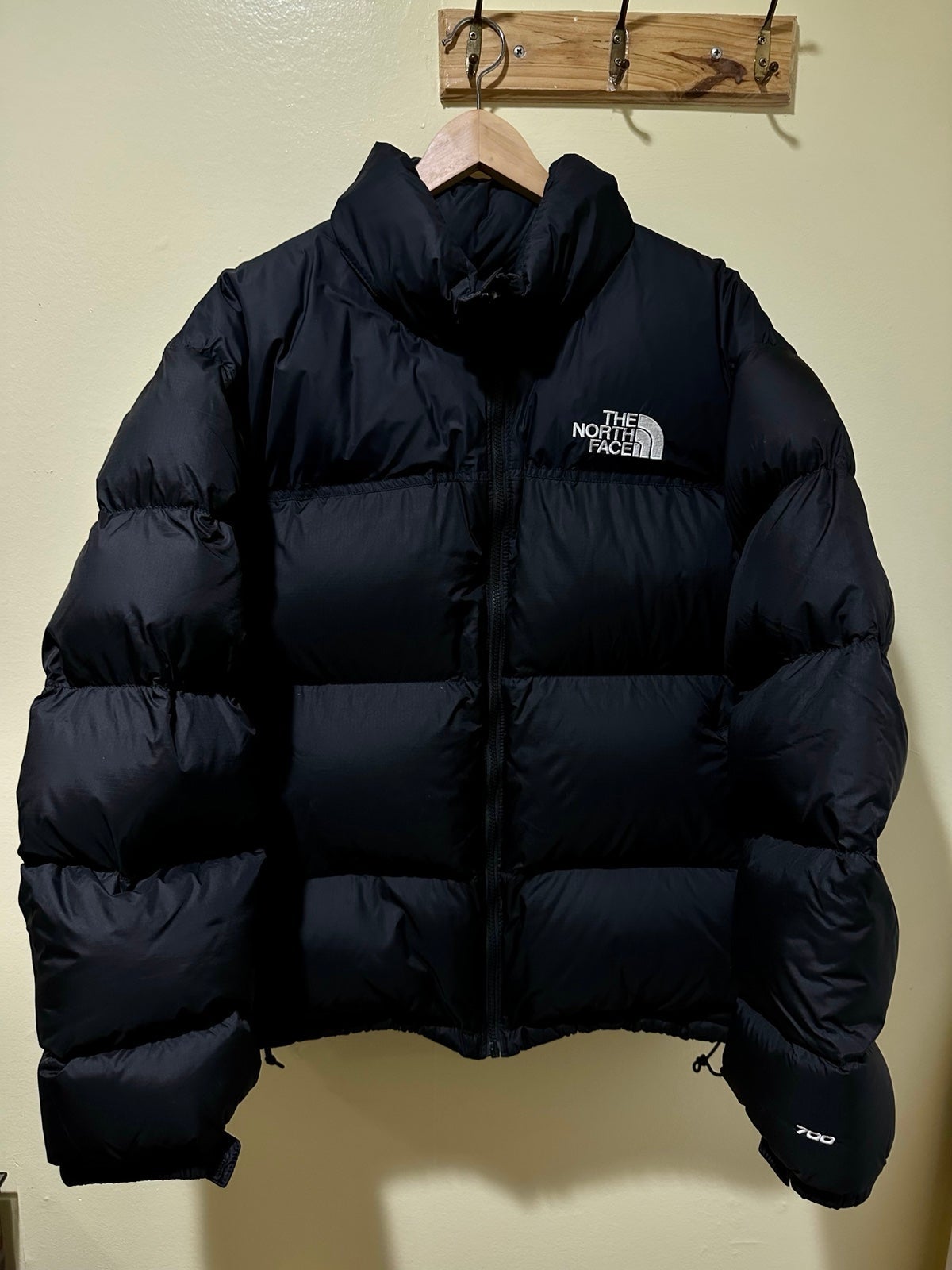 North Face nuptse jacket 700 puffer black