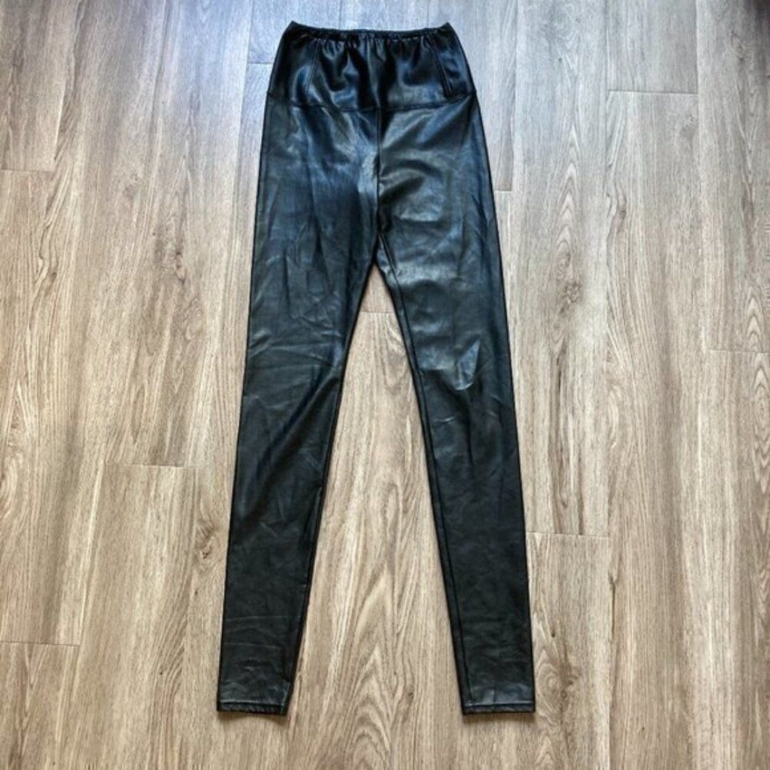 Aritzia Wilfred Free Daria Black Vegan Leather Pants Size S