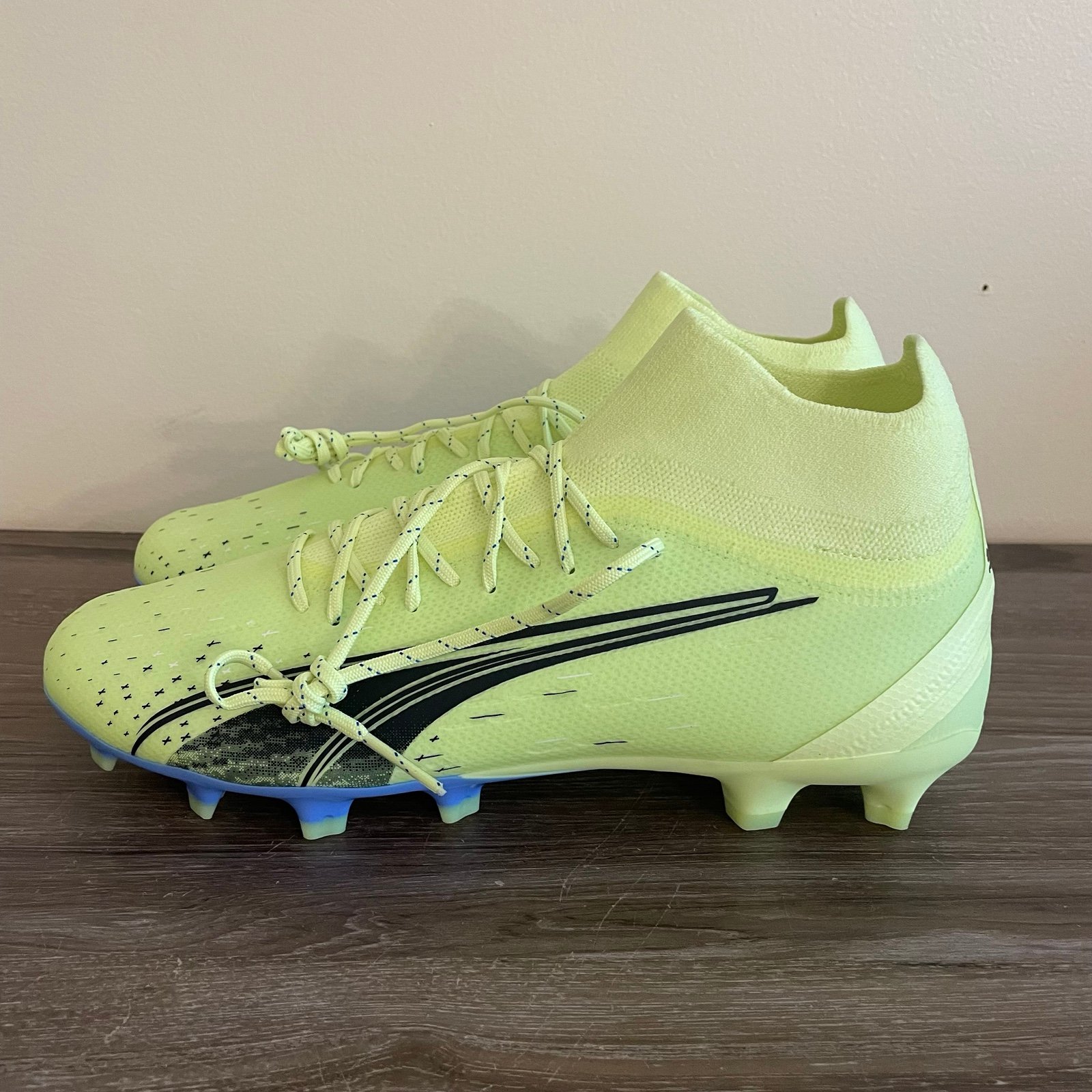 PUMA Ultra Pro FG/AG Soccer Cleats Fizzy Light Parisian Night-Blue Size 12.5