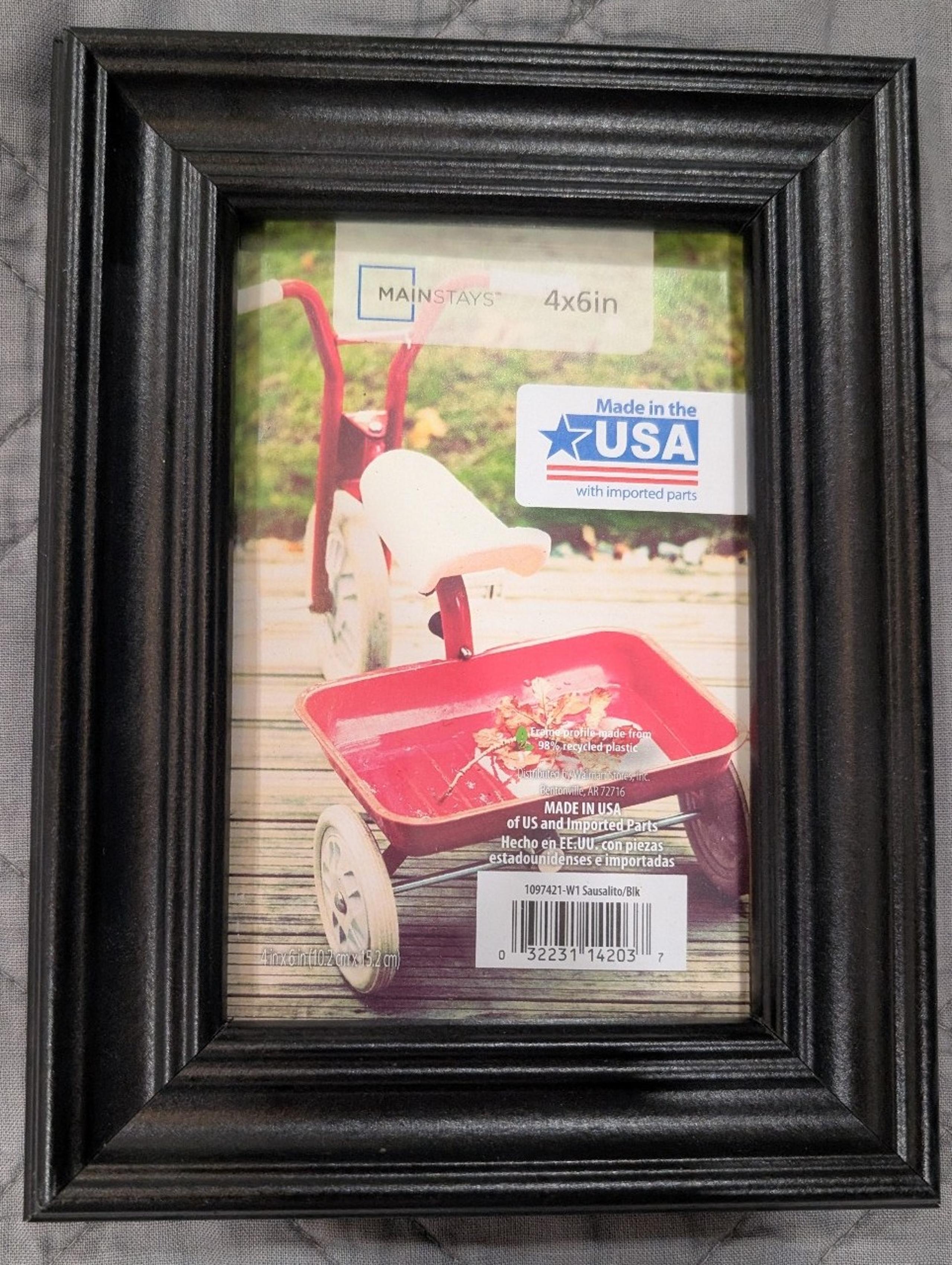 Black 4x6 Mainstays Picture Frame