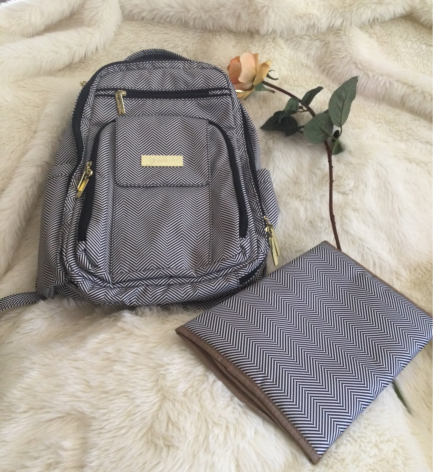 Ju-Ju-Be baby pack