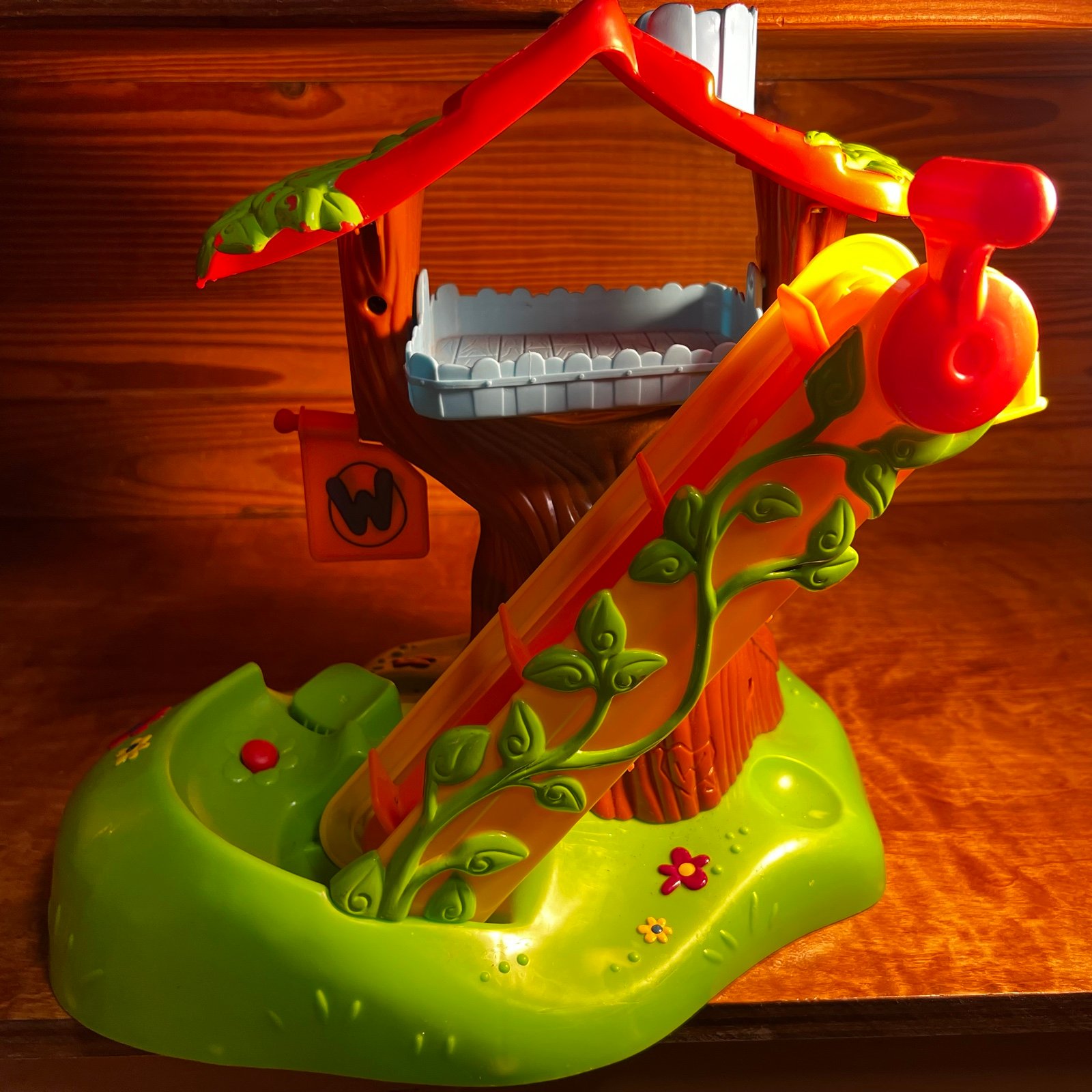 Weeble Wobble Musical Treehouse Slide Playset