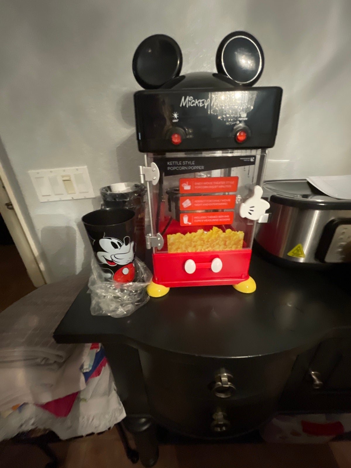 Disney's Mickey Mouse Kettle Popcorn Maker
