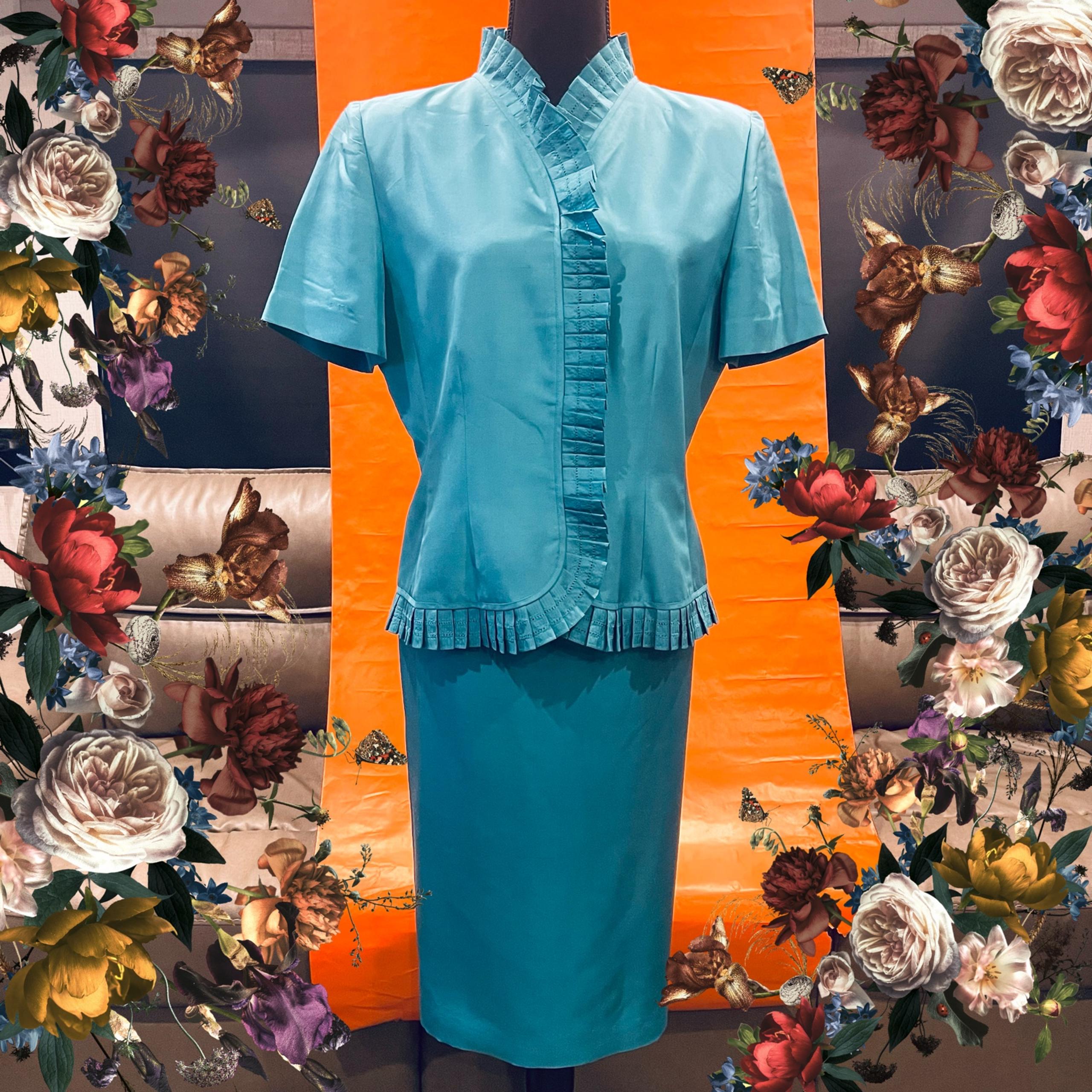 Robin’s Egg Blue Vintage 100% Silk Skirt Suit Size 10 - Adrianna Papell