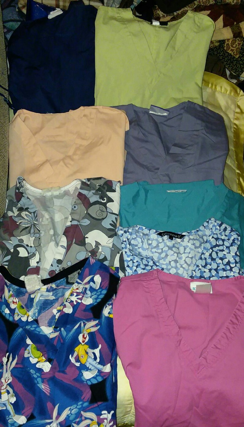 9- sz small scrub tops