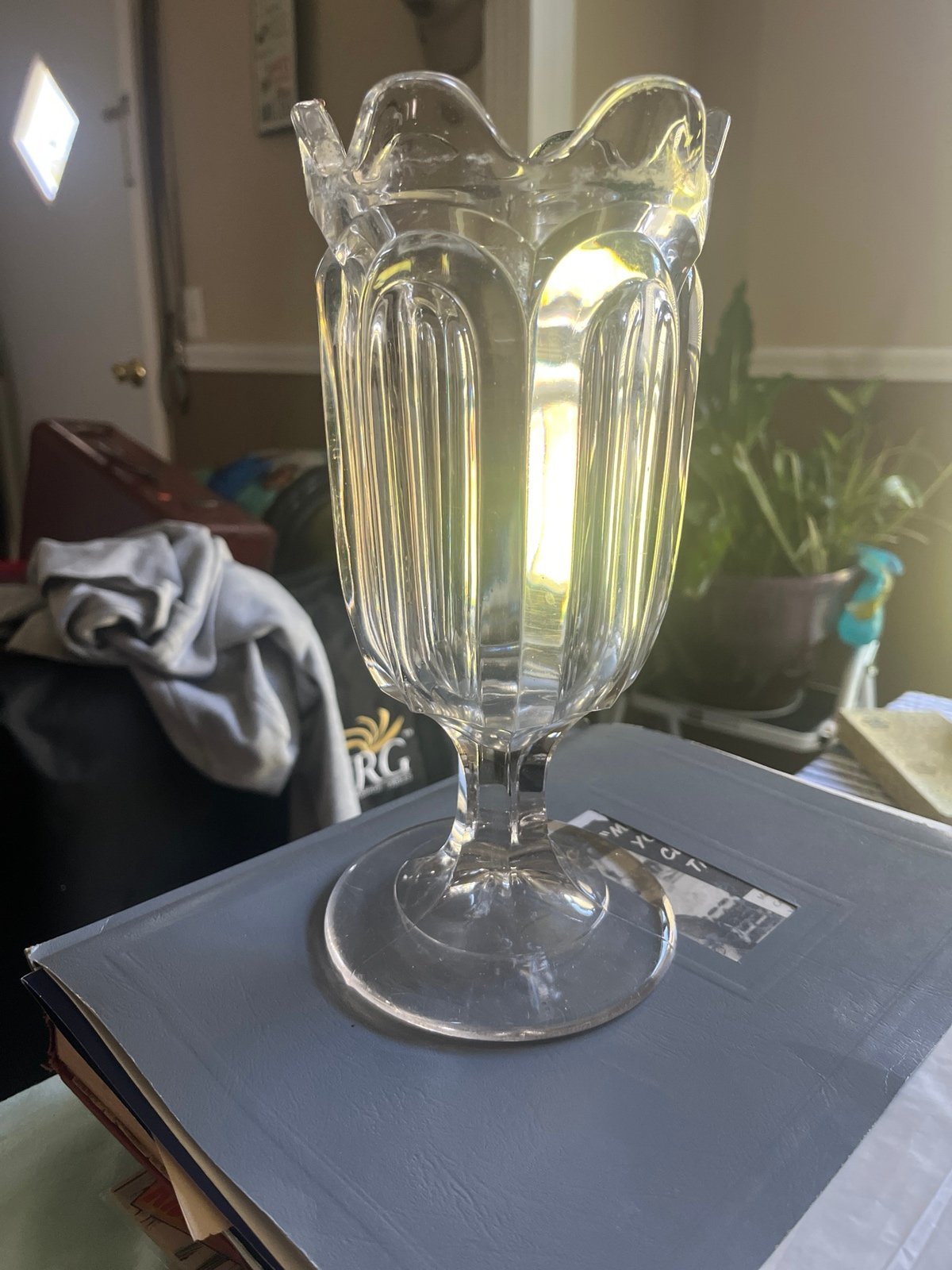 Crystal vintage EAPG 1860’s Loop Barrel loop Yama loop Celery Pedestal Vase